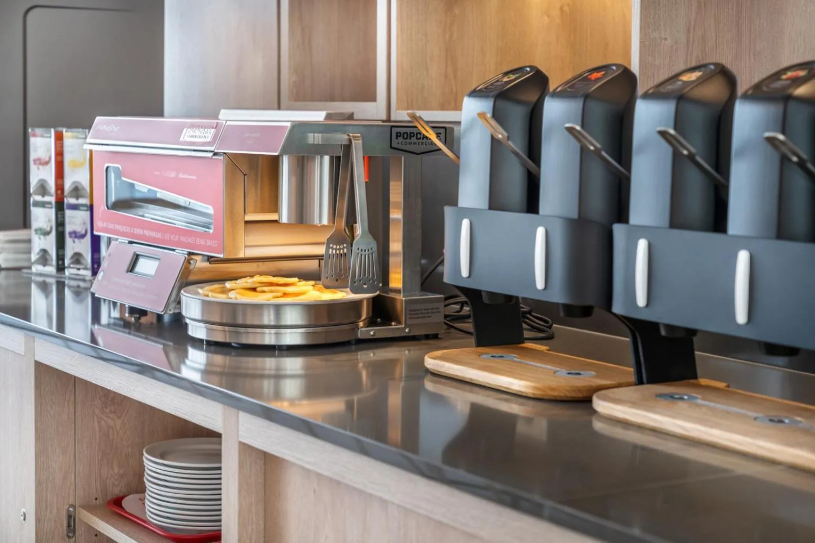 Breakfast in Moov Hotel Lisboa Oriente