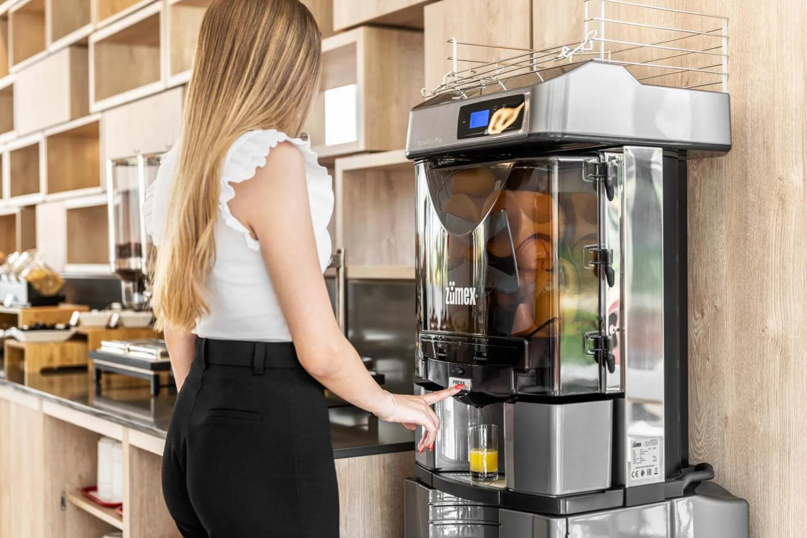 Breakfast in Moov Hotel Lisboa Oriente