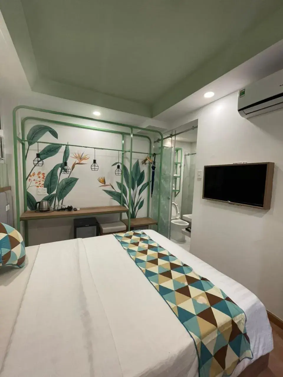 Bed in Ngoc Khanh hotel Bed in Ngoc Khanh hotel