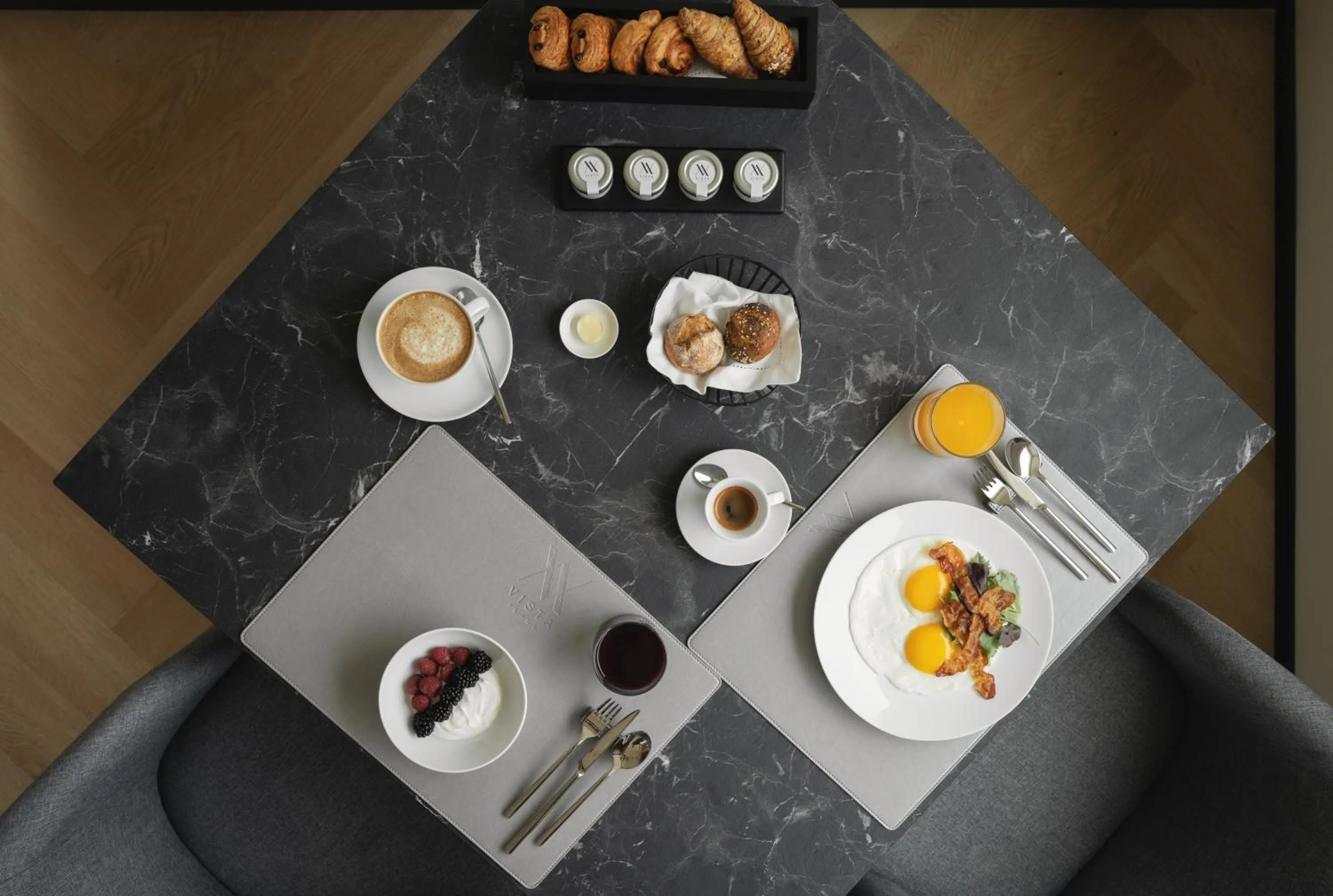 Breakfast in View Place & Spa