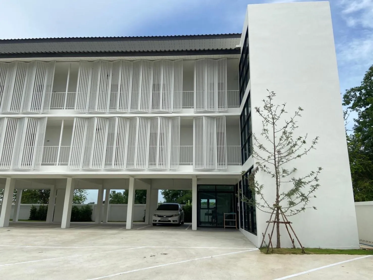 Property building in IKKYU2 Angthong อิคคิว2
