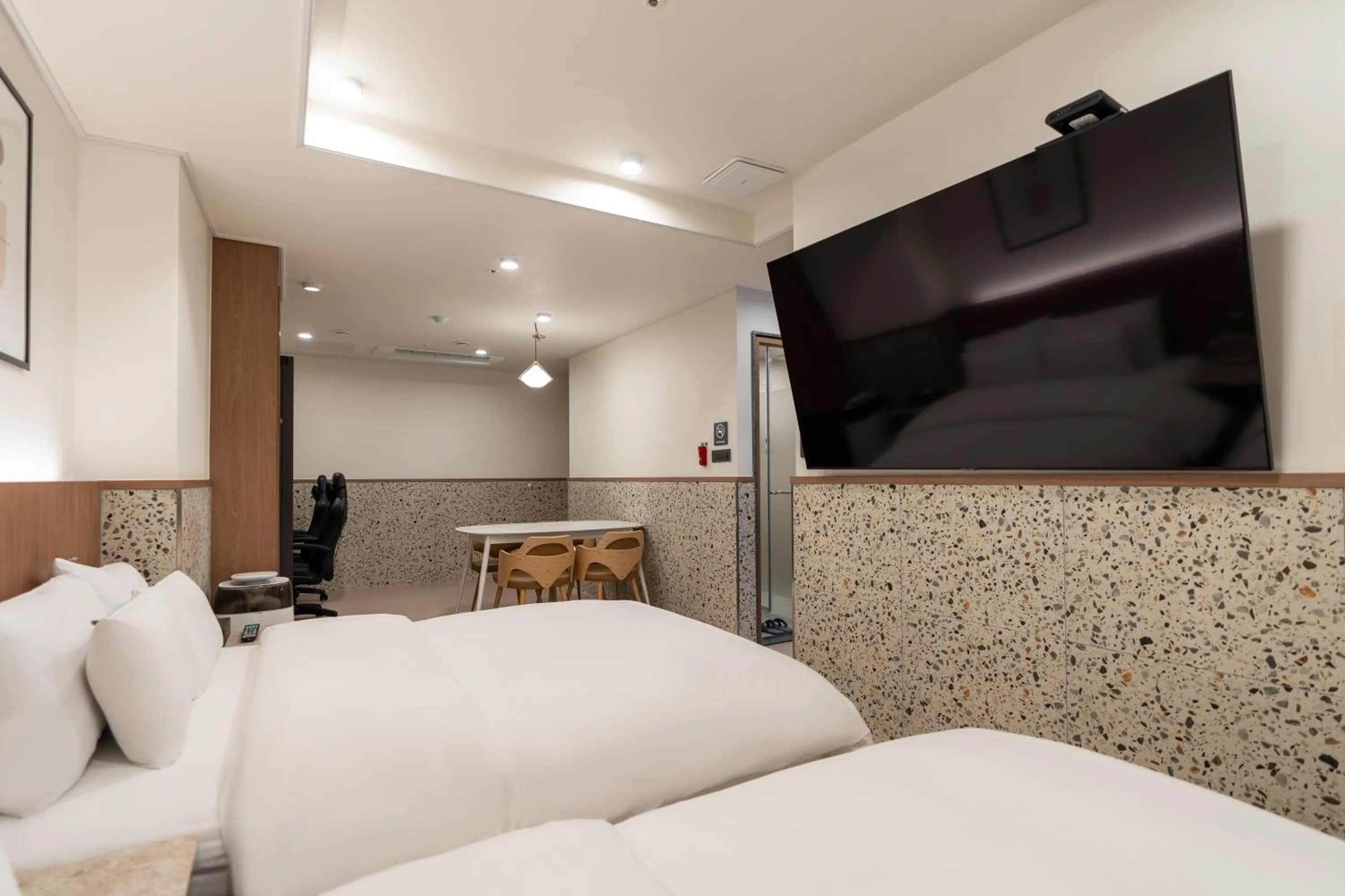 Bed in Jecheon Hound Hotel