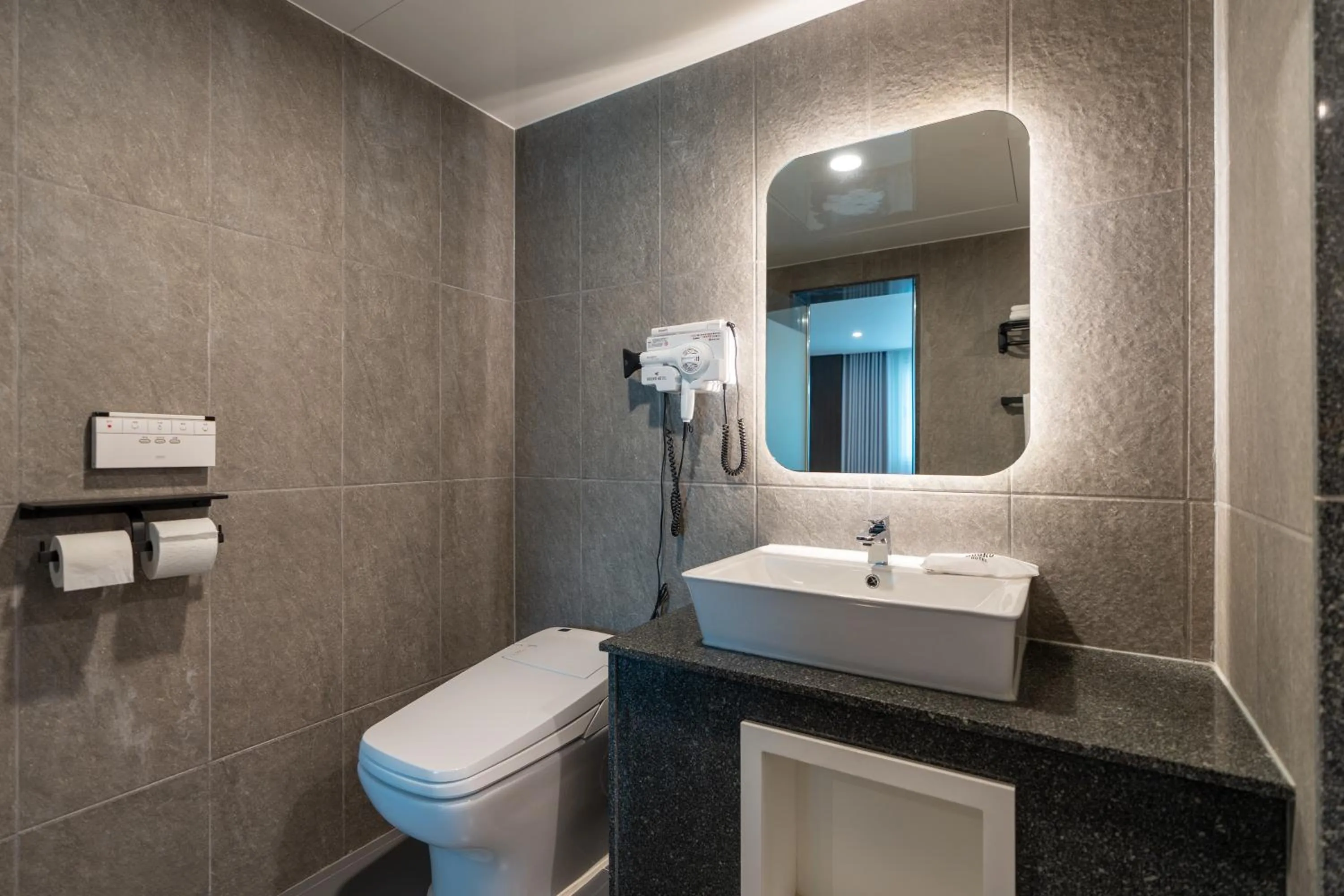 Toilet in Jecheon Hound Hotel