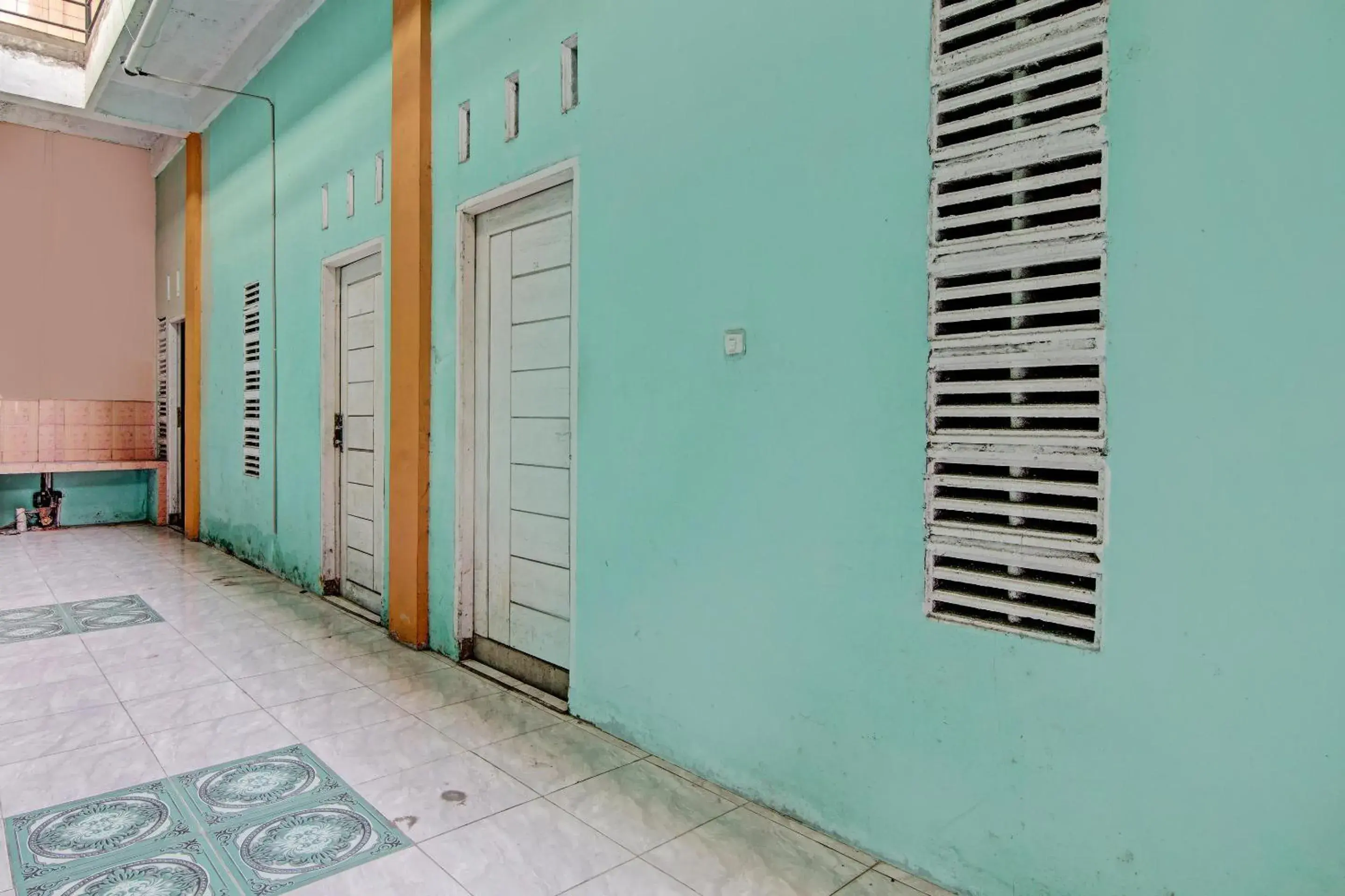 Lobby or reception in Hotel O Penginapan Syafira Near Perumahan Mustamindo Permai 1 Lobby or reception in Hotel O Penginapan Syafira Near Perumahan Mustamindo Permai 1