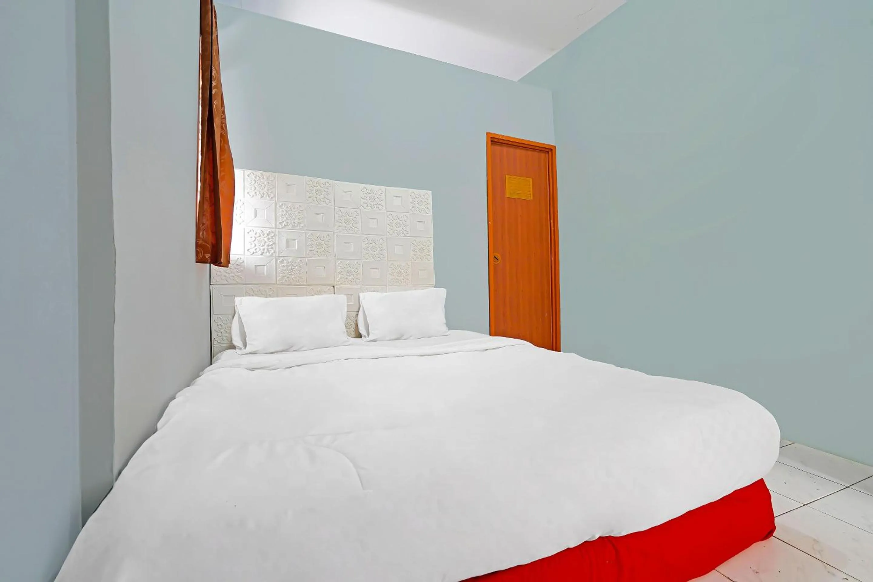 Bedroom, Bed in OYO Life 92694 Kost Nino