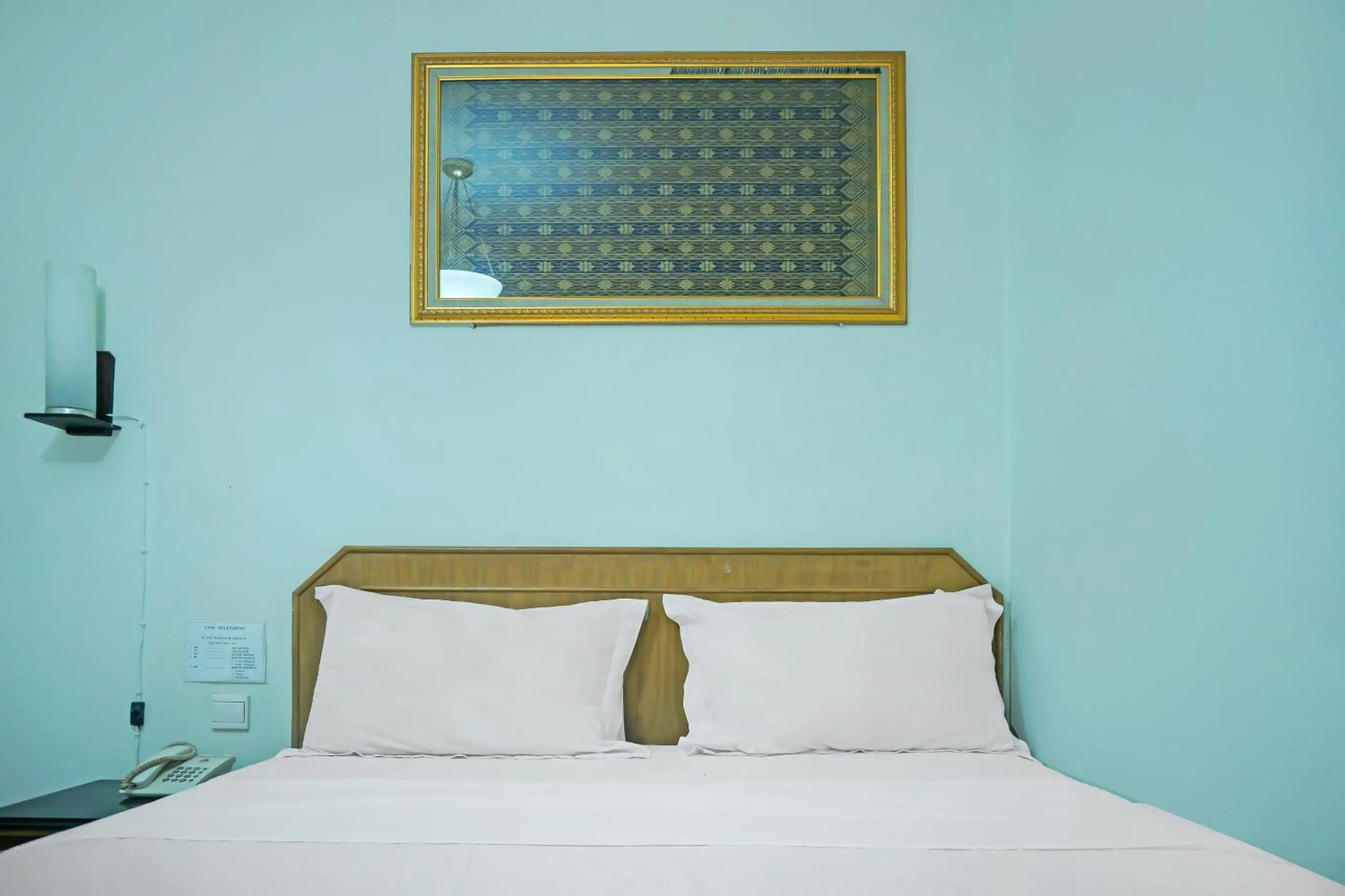 Bedroom, Bed in Collection O 92690 Hotel Limas