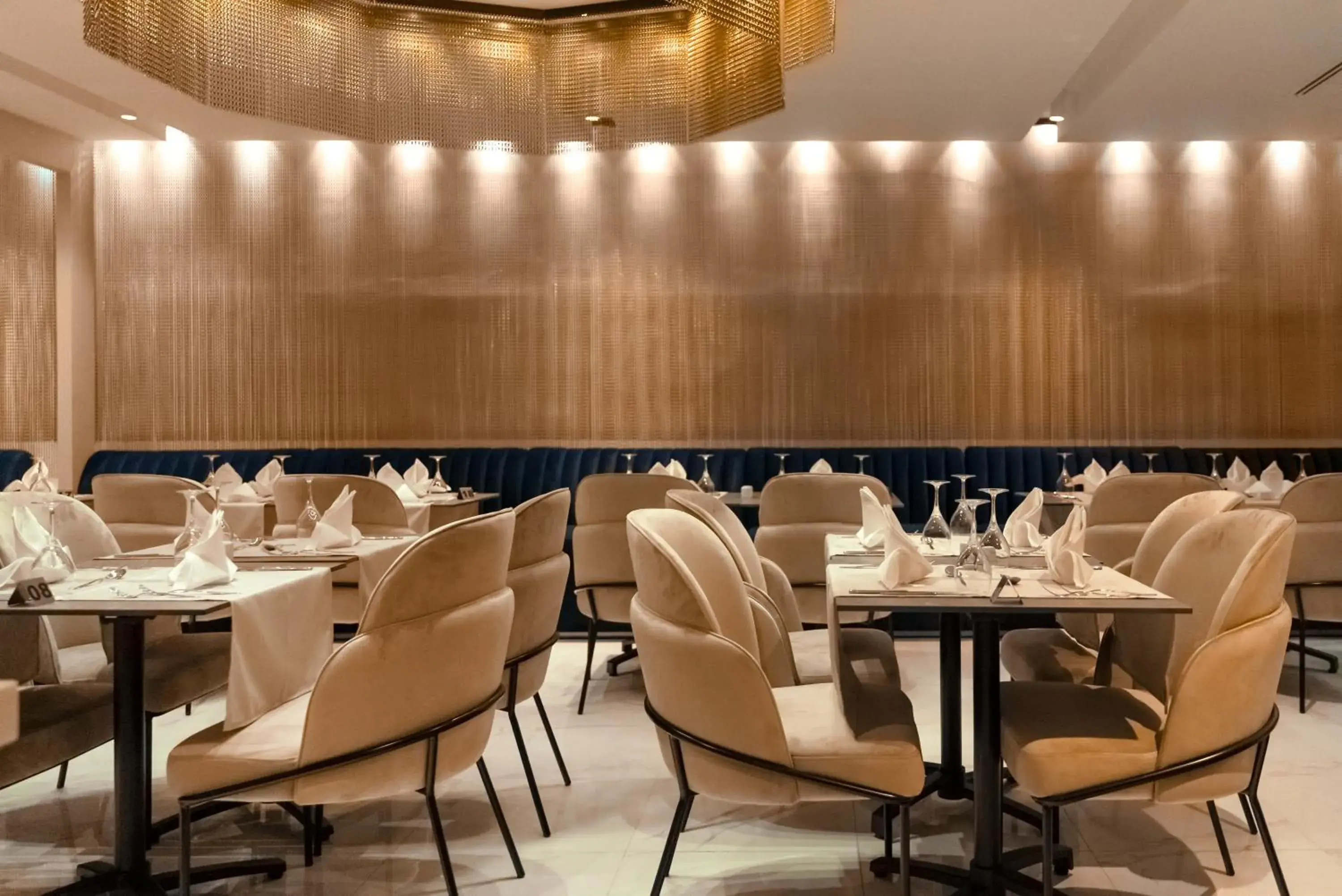 Restaurant/places to eat in AD HOTEL HYDRA Restaurant/places to eat in AD HOTEL HYDRA