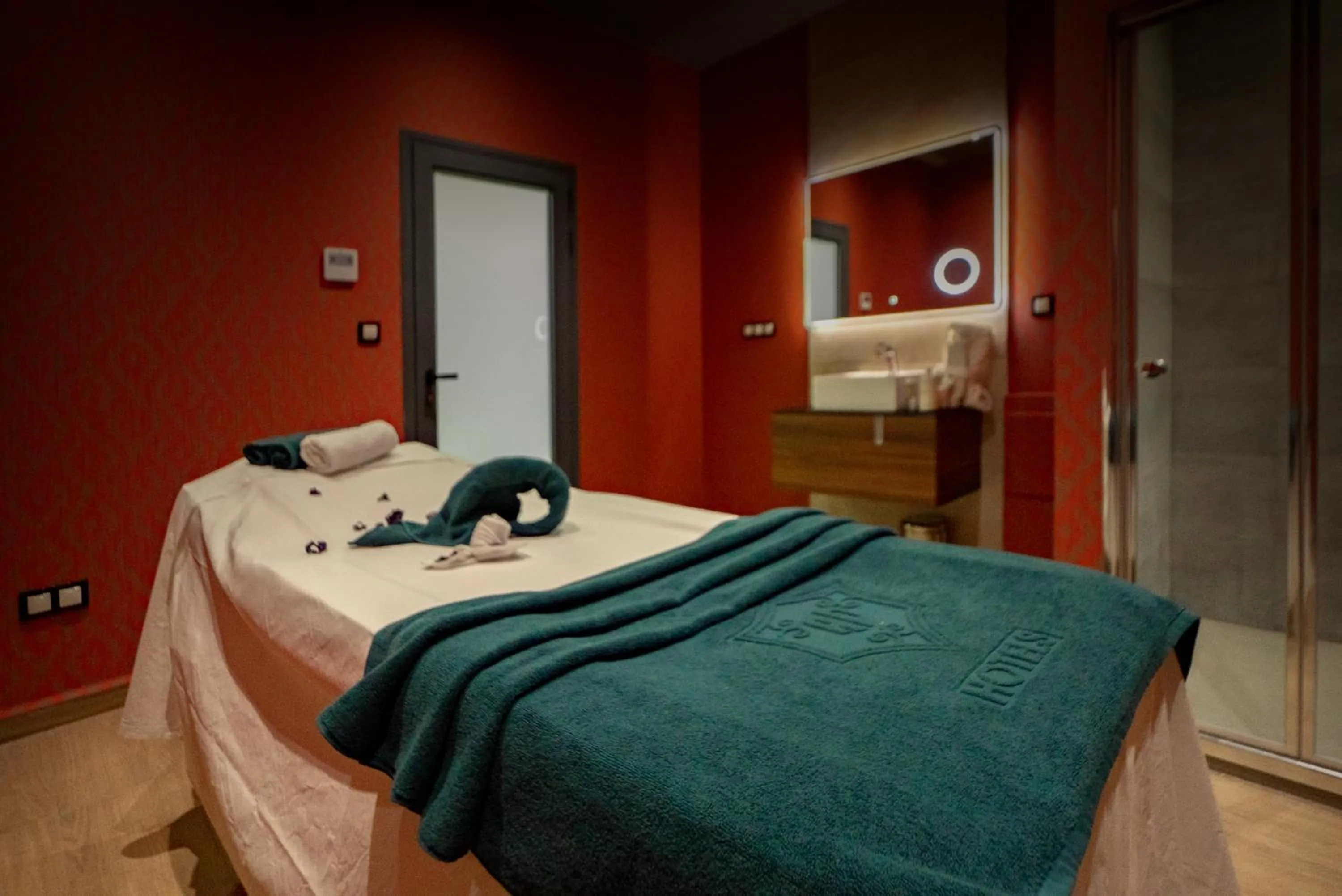 Massage in AD HOTEL HYDRA