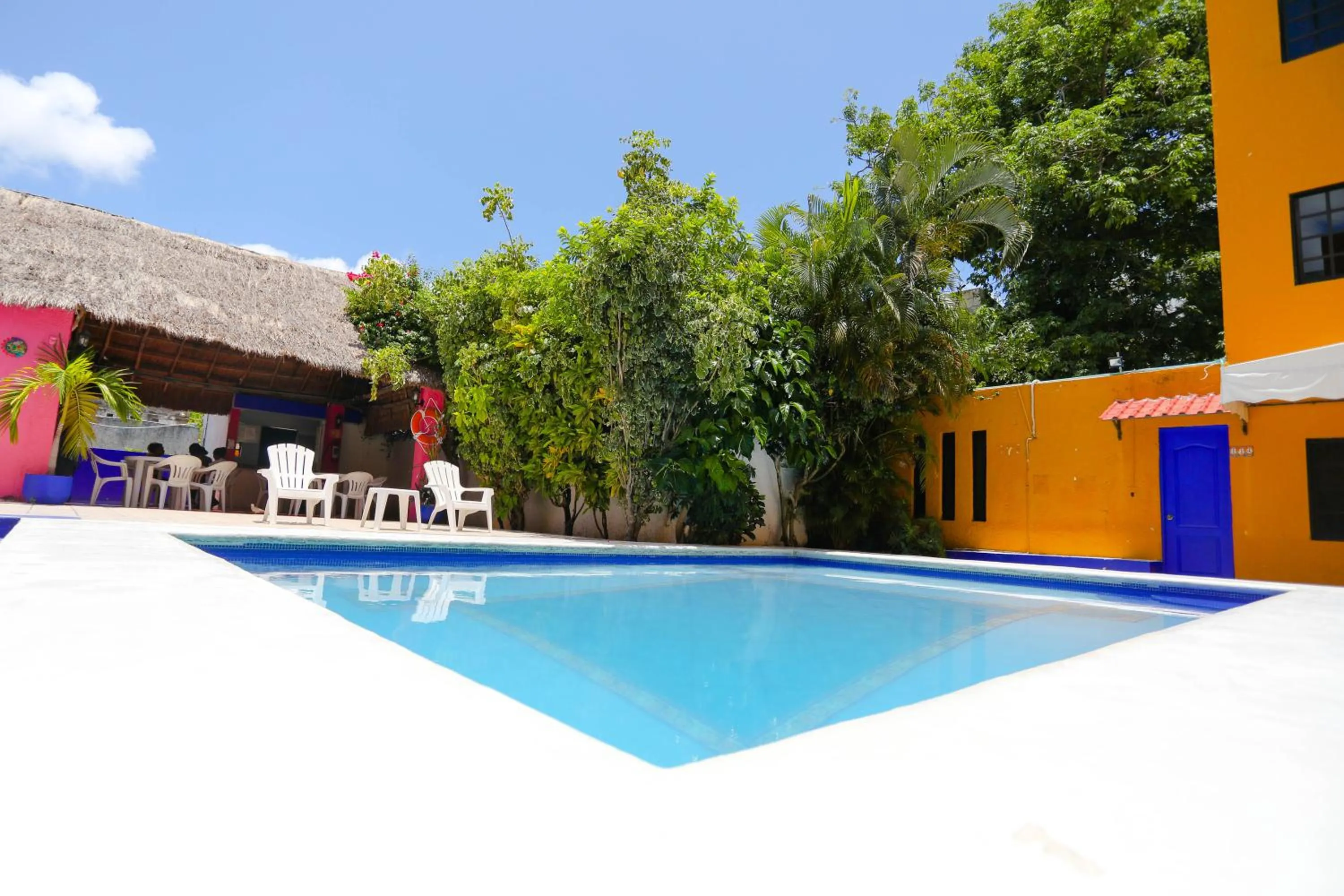 Swimming pool in Hotel Hacienda Cancun