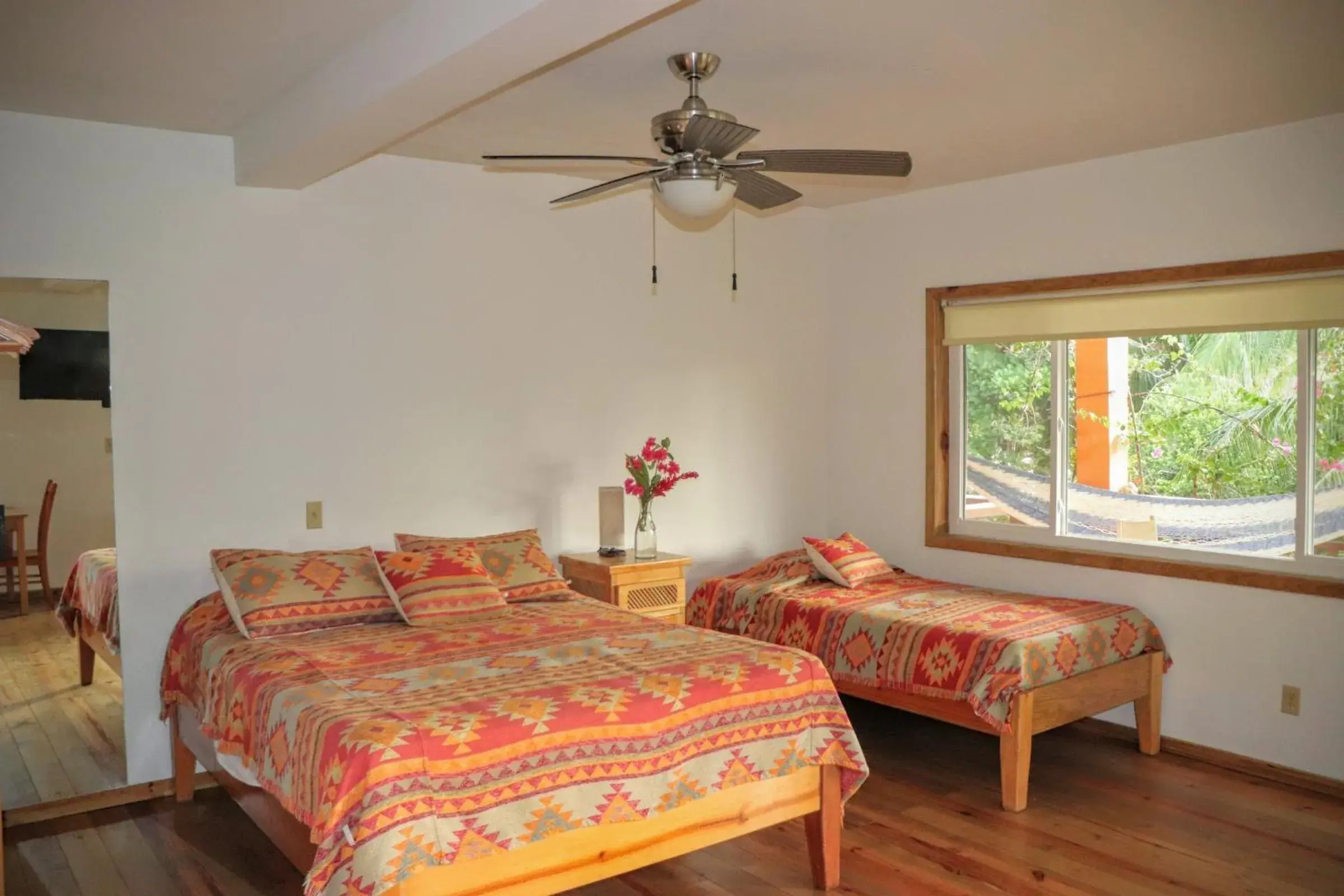 Studio with Garden View in Hotel Posada Seremein ,West Bay ,Roatan Studio with Garden View in Hotel Posada Seremein ,West Bay ,Roatan