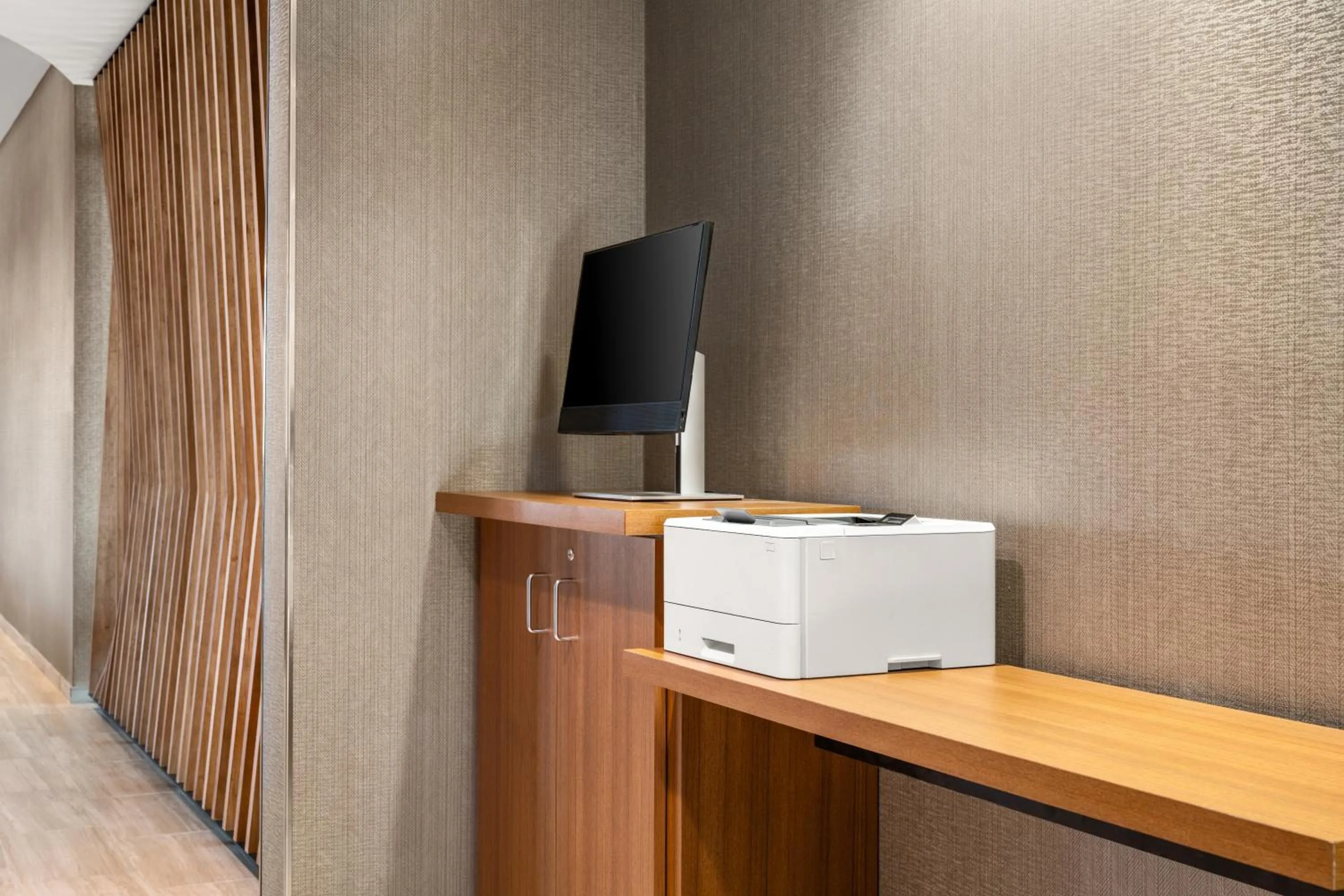 Business facilities in SpringHill Suites by Marriott Menomonee Falls