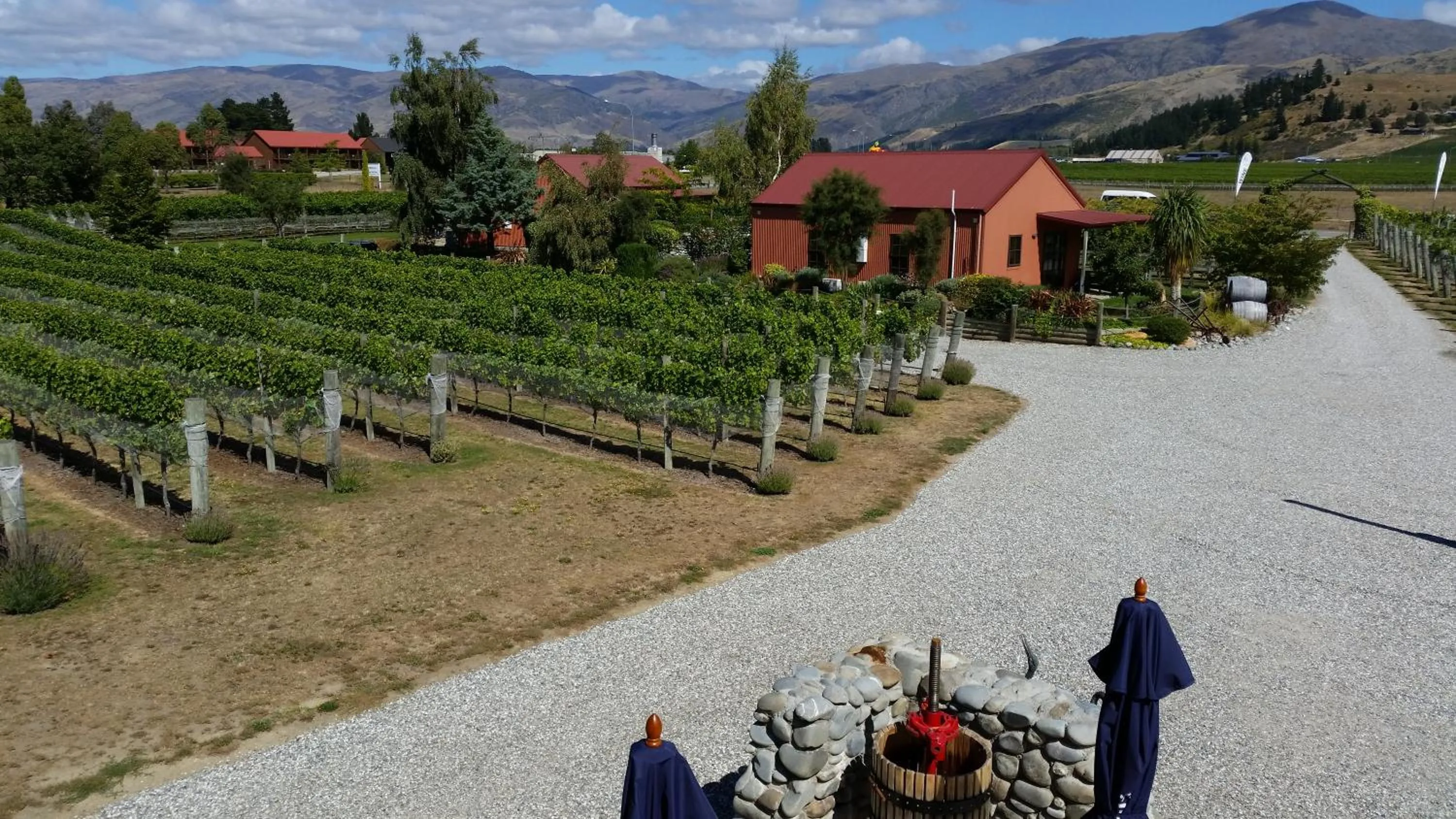 Area and facilities in River Rock Estate