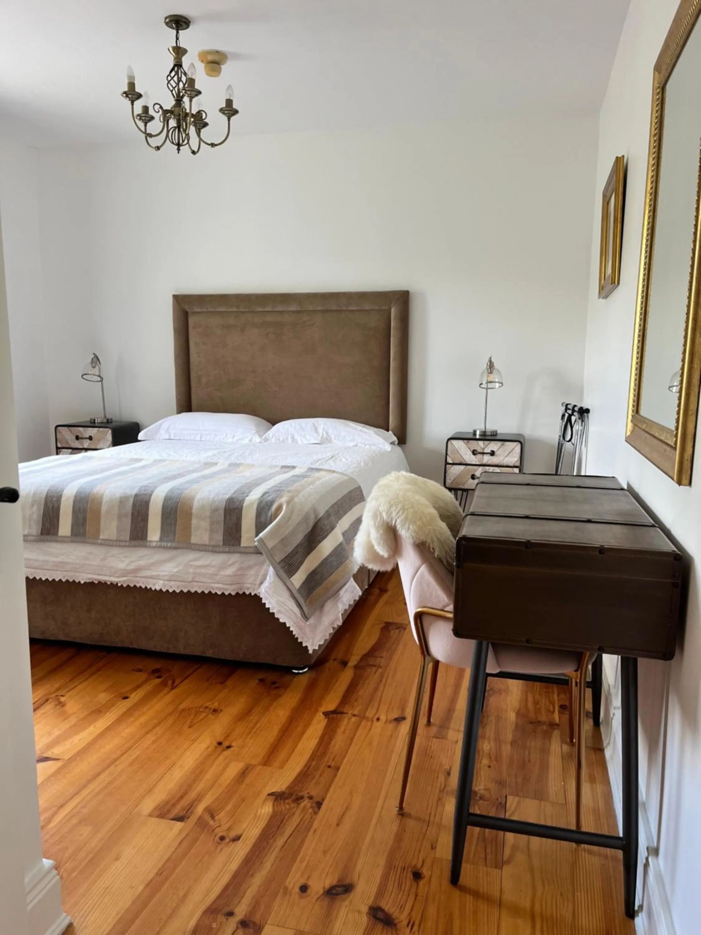 Bed in The Lodge Donegal Town