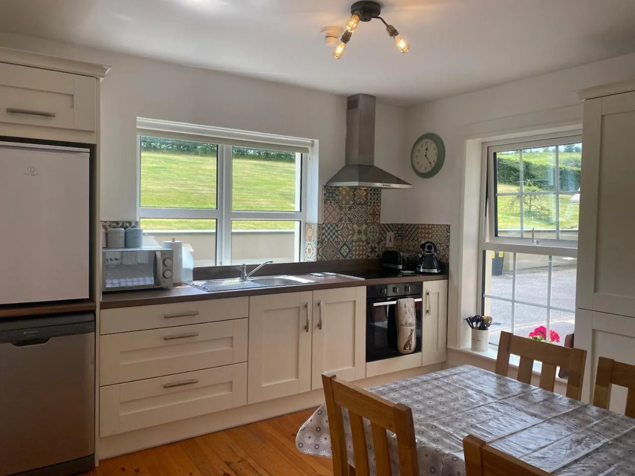 Kitchen or kitchenette in The Lodge Donegal Town