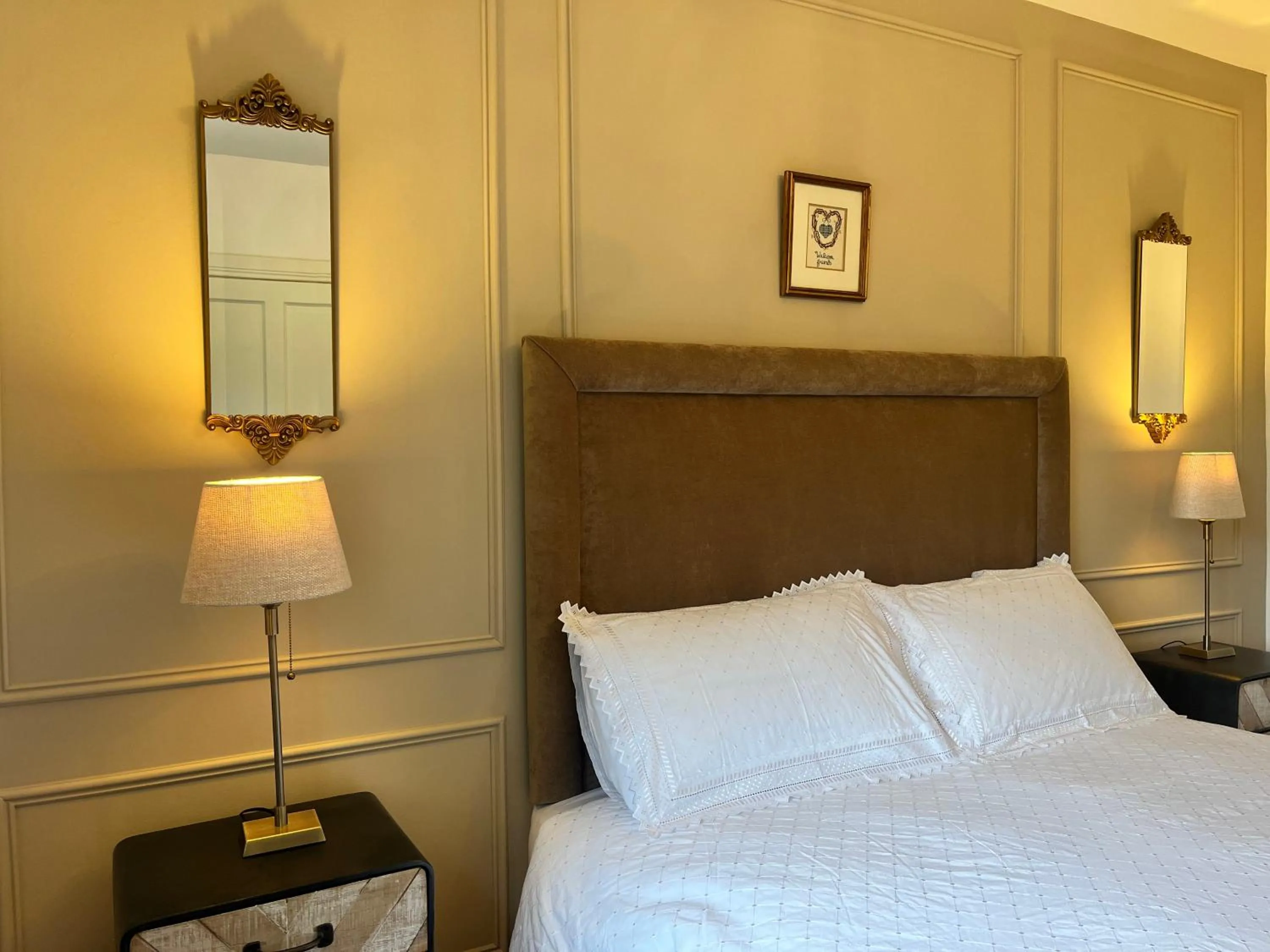 Bed in The Lodge Donegal Town