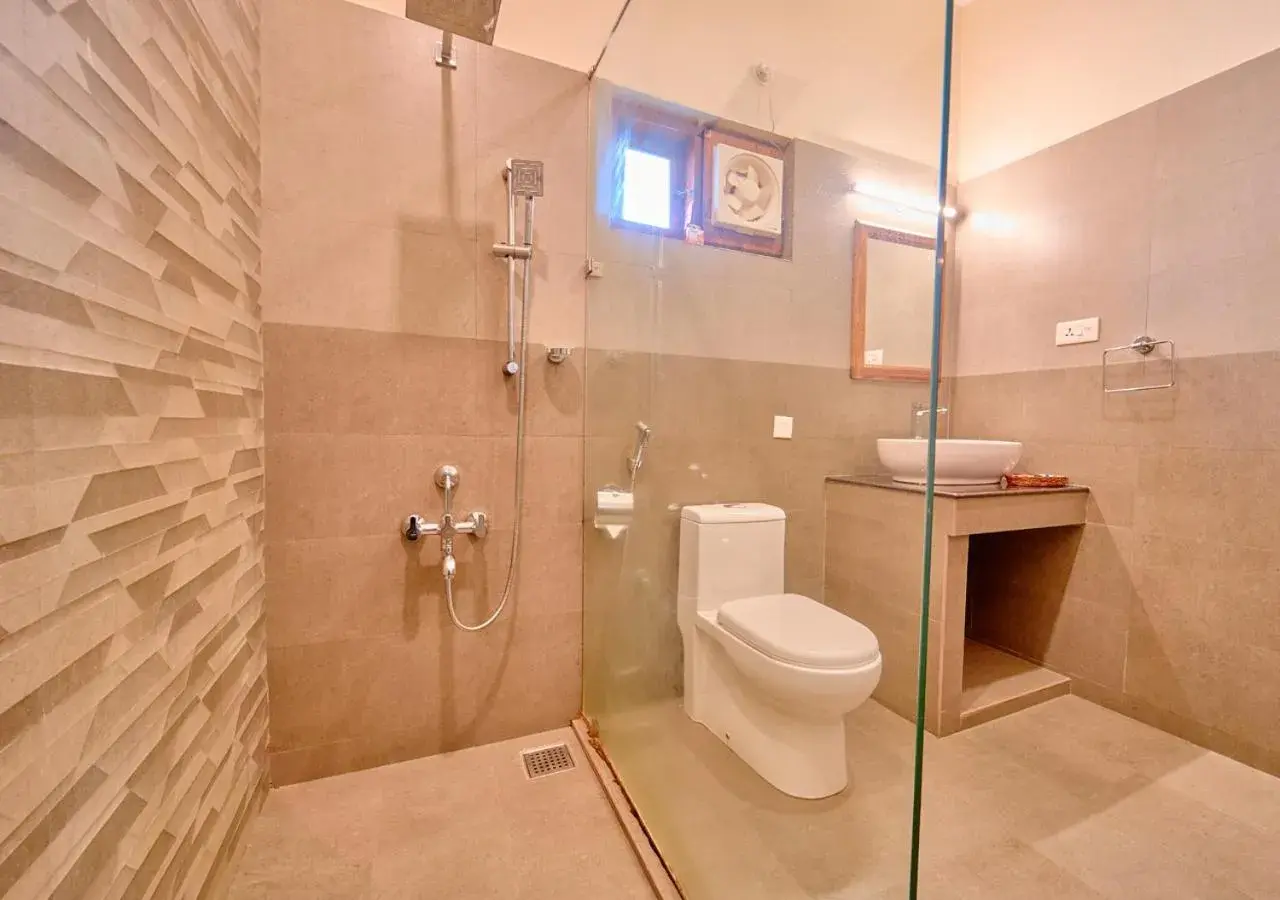 Shower in Solaris Beach View Resort & Spa by VOYE HOMES Shower in Solaris Beach View Resort & Spa by VOYE HOMES
