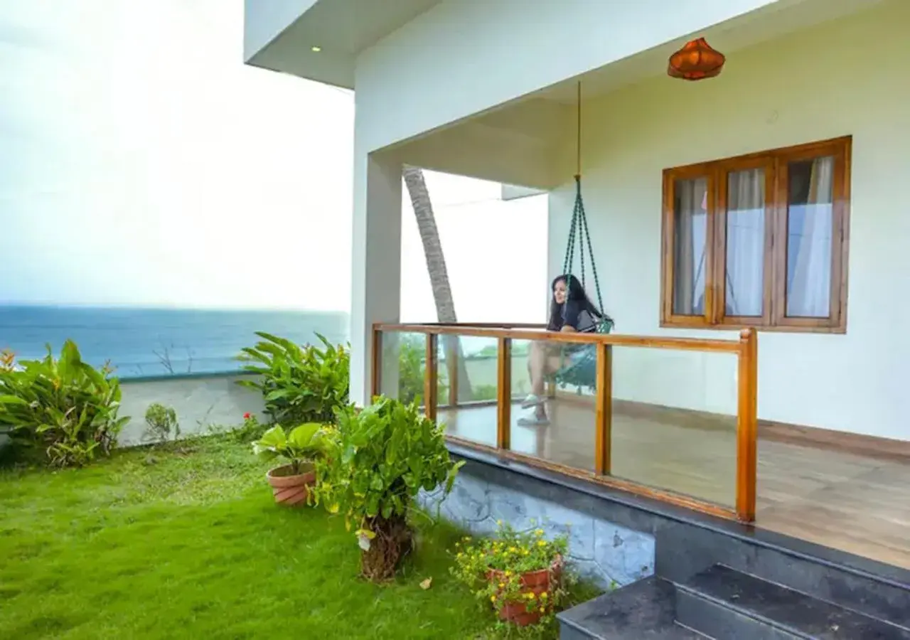 Day in Solaris Beach View Resort & Spa by VOYE HOMES Day in Solaris Beach View Resort & Spa by VOYE HOMES