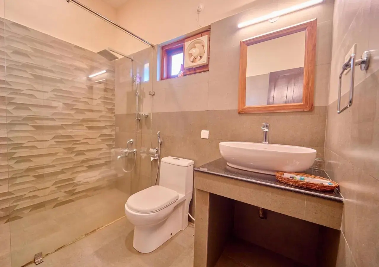 Shower in Solaris Beach View Resort & Spa by VOYE HOMES Shower in Solaris Beach View Resort & Spa by VOYE HOMES