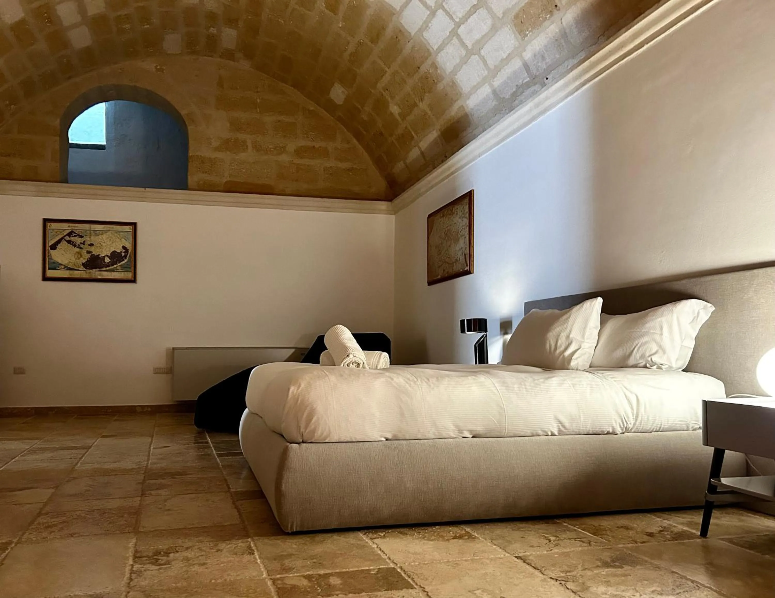 Photo of the whole room, Bed in Residence Masseria Santa Lucia