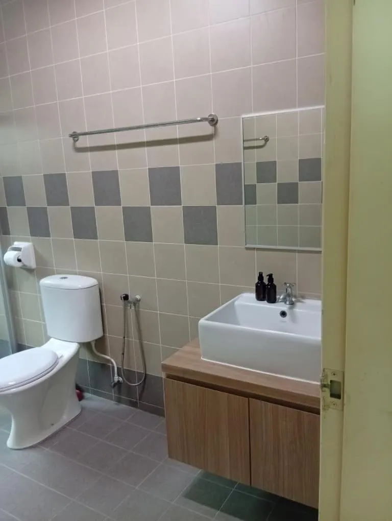 AnyLodge Waterfront Marina Island Pangkor-Lumut