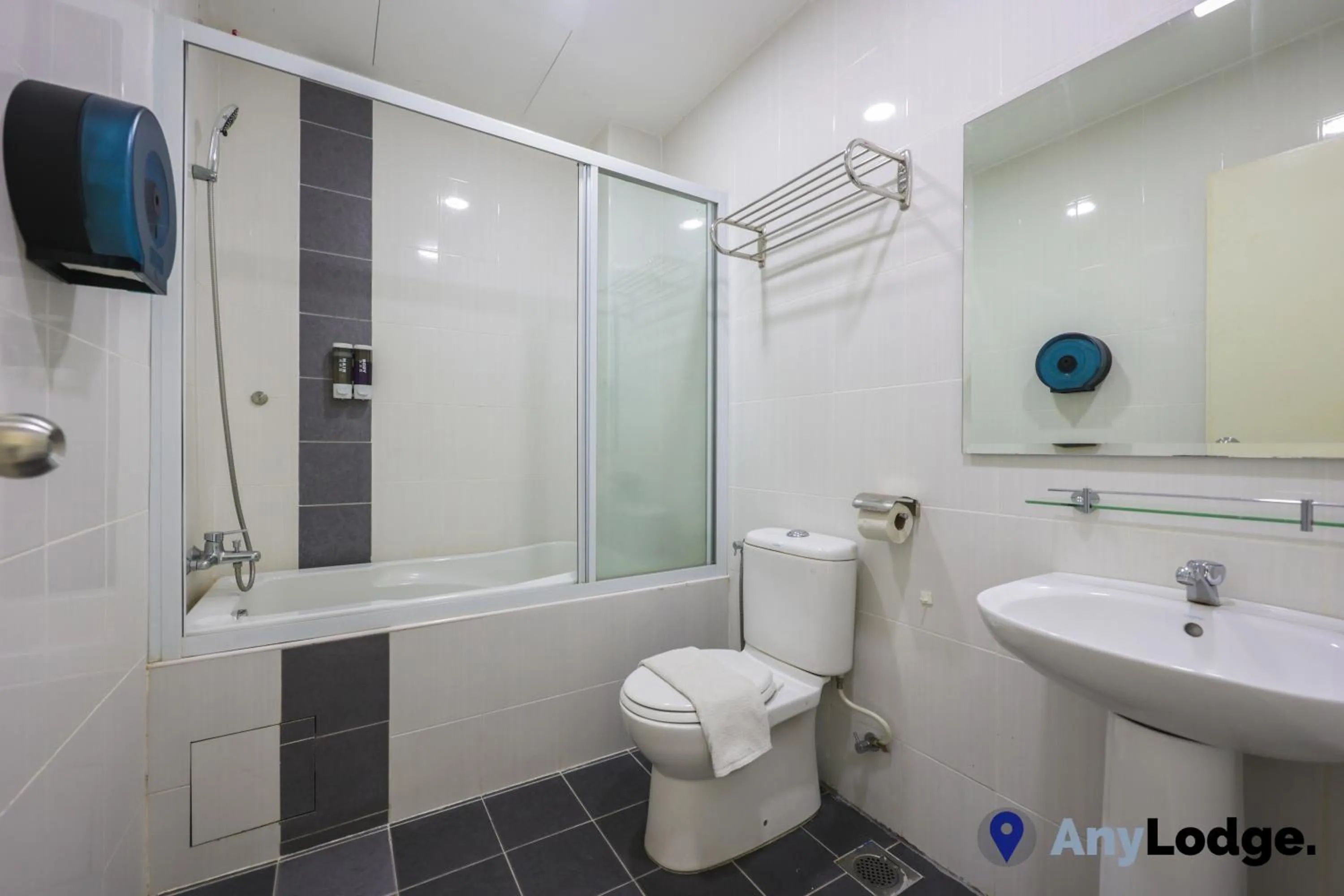 Bathroom in AnyLodge Waterfront Marina Island Pangkor
