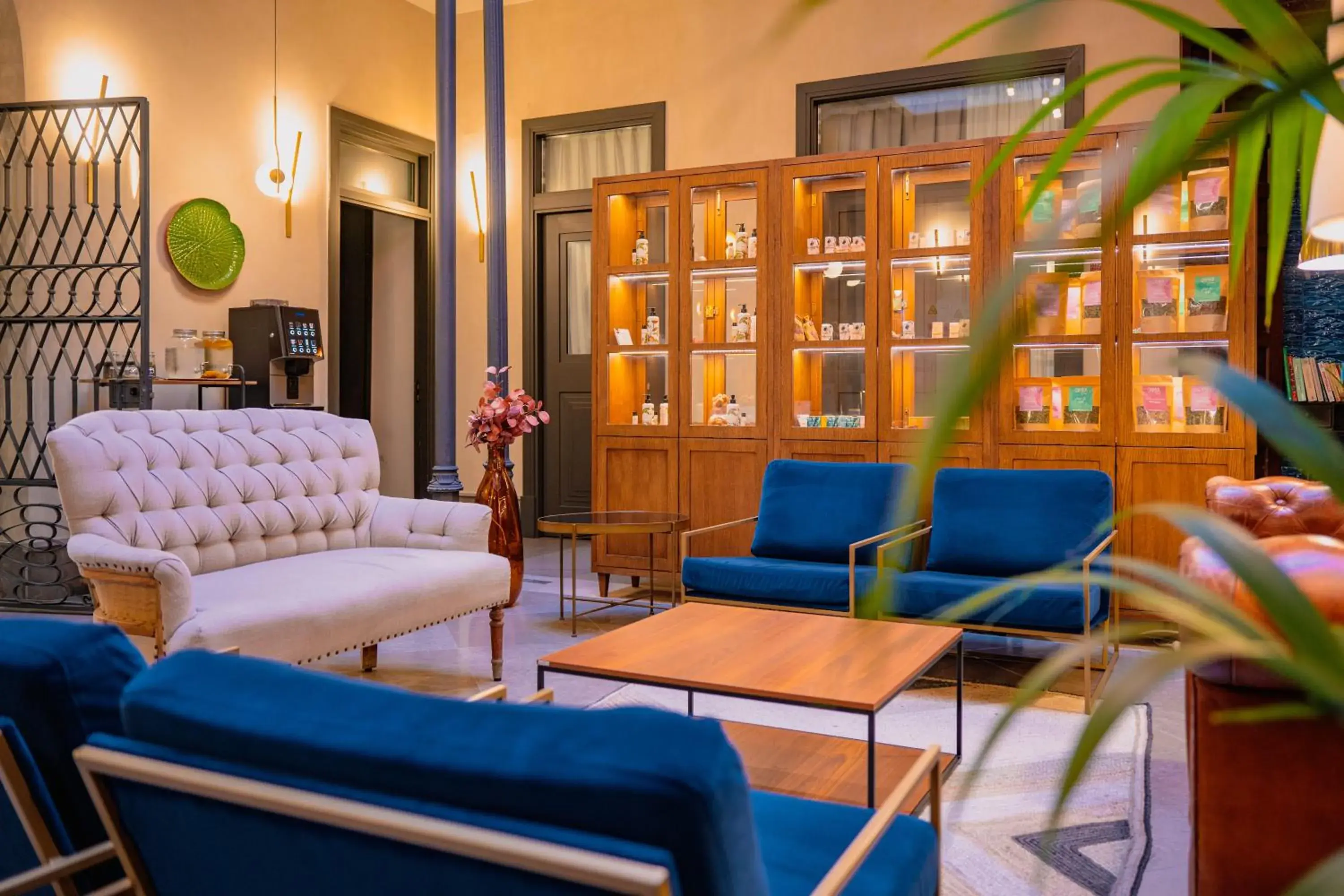 Living room in Casa Alhaja by Shiadu Living room in Casa Alhaja by Shiadu