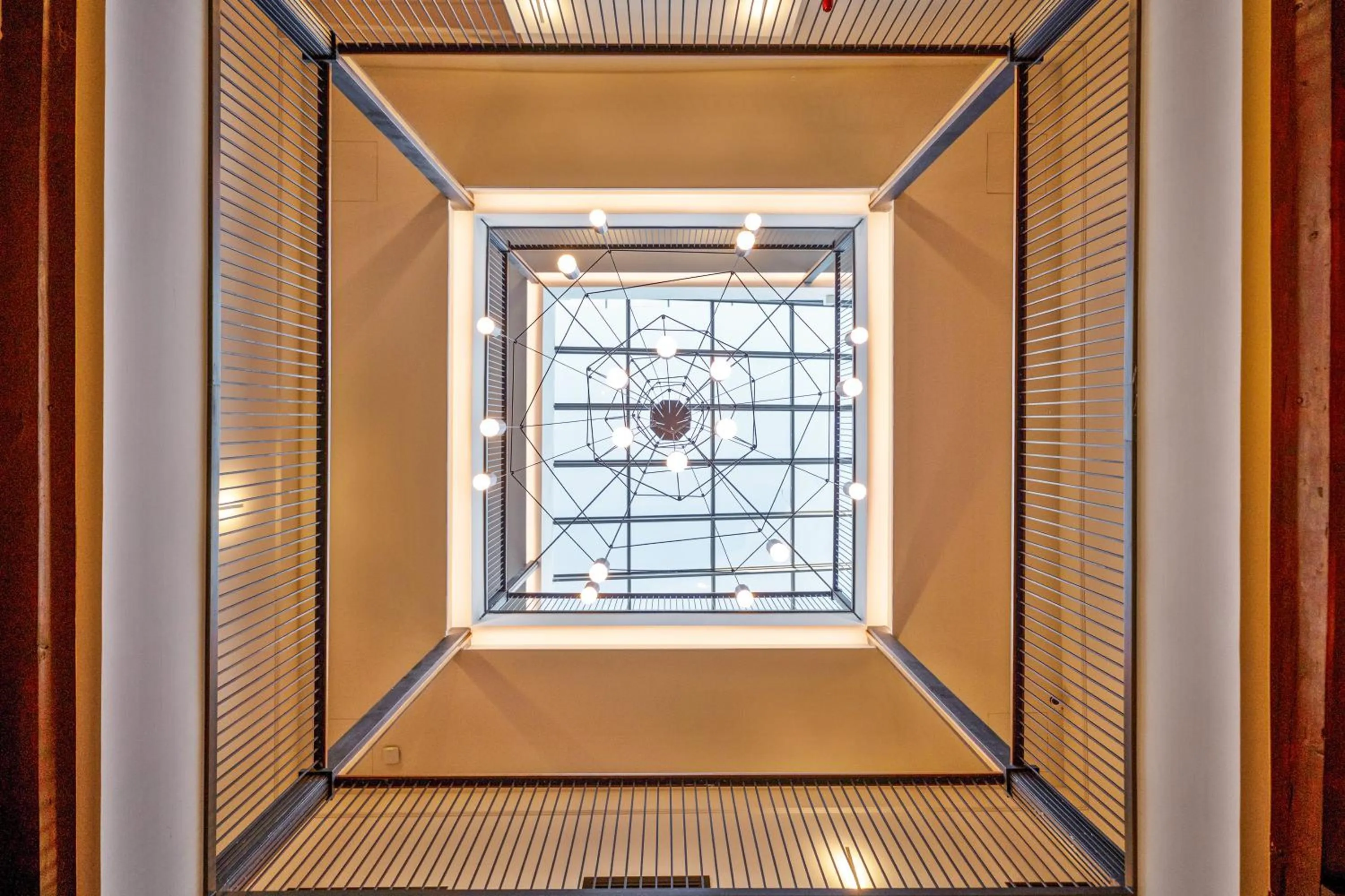 Casa Alhaja by Shiadu