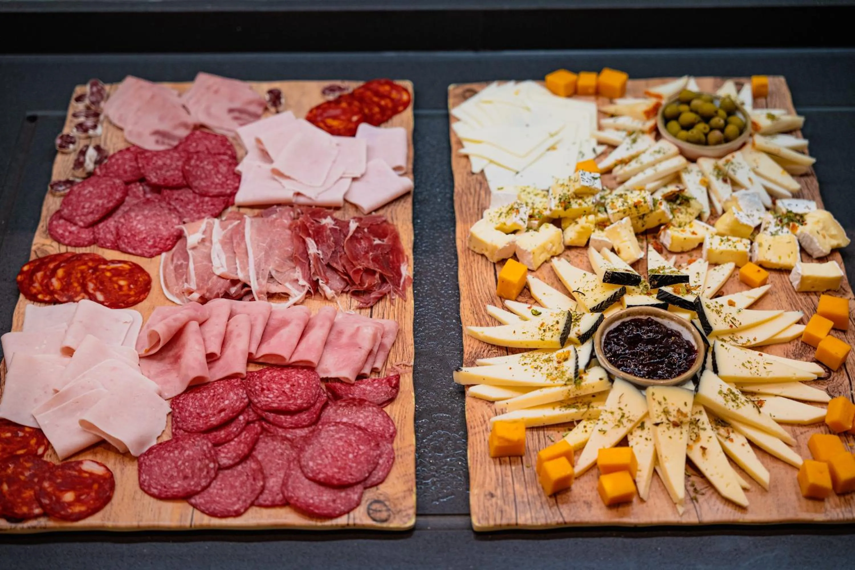 Casa Alhaja by Shiadu