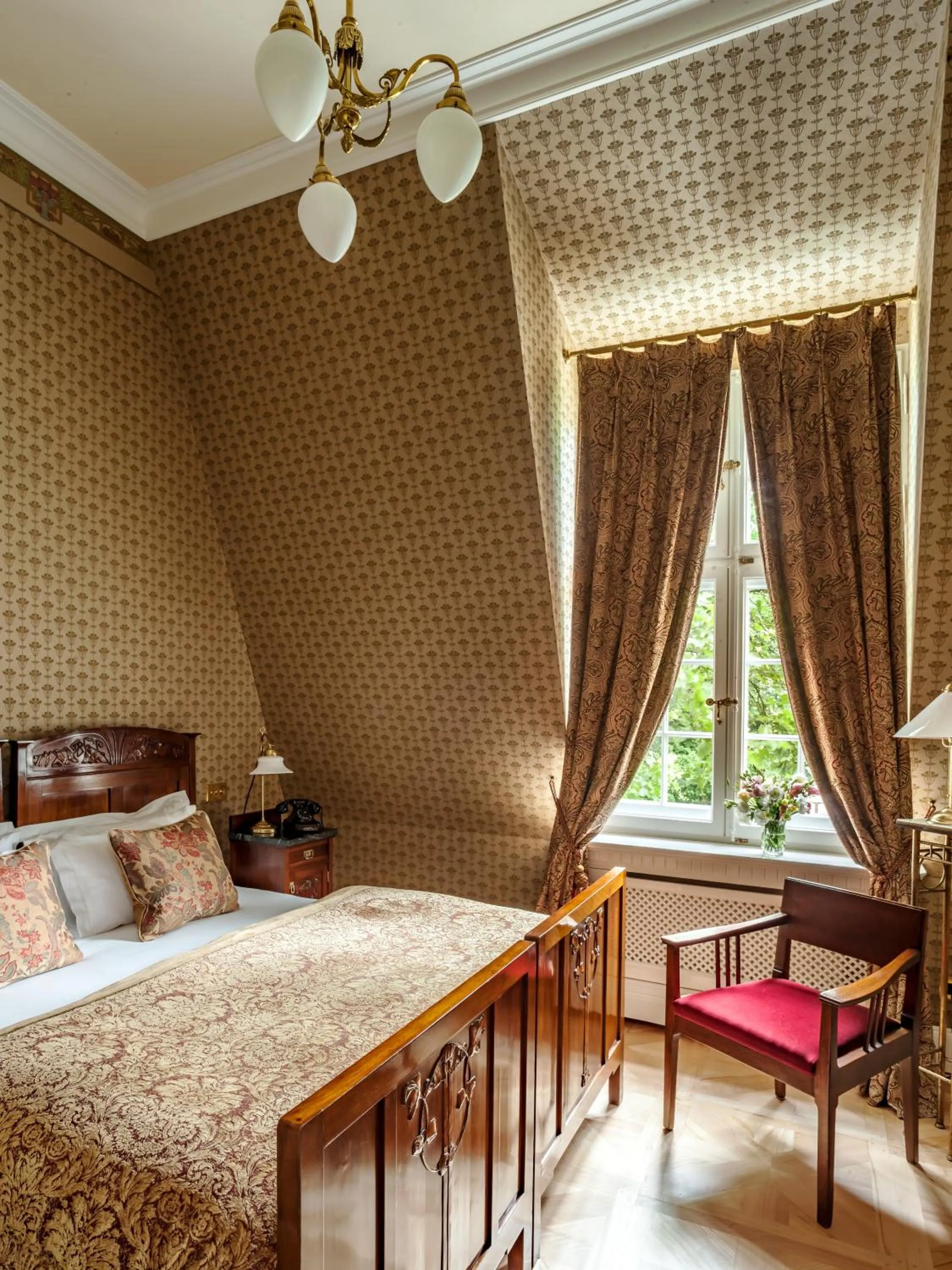 Bedroom, Bed in Pałac Ciekocinko Hotel Resort & Wellness