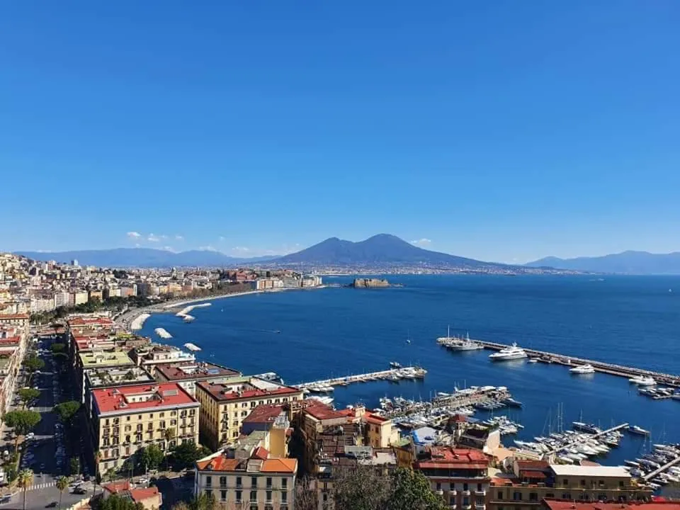 Nolana 28 Rooms in Naples