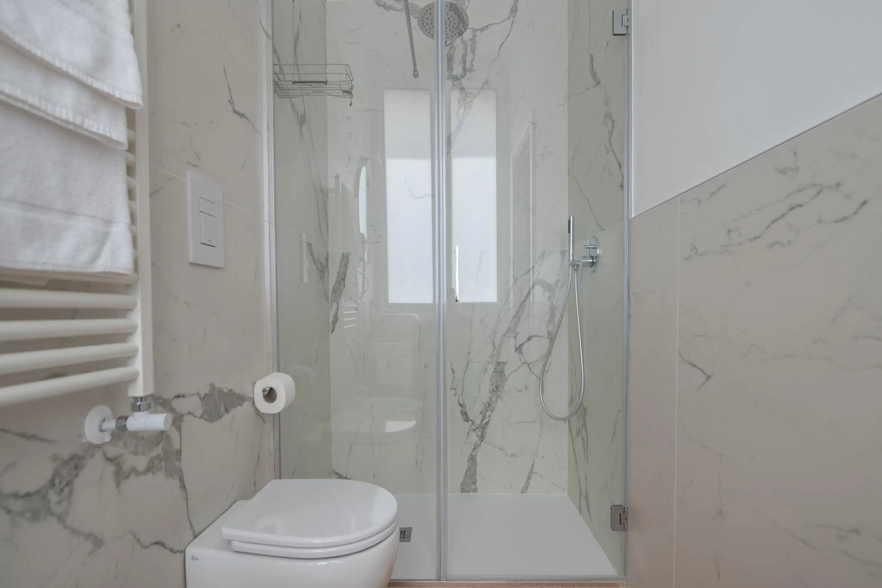 Bathroom in Nolana 28 Rooms in Naples
