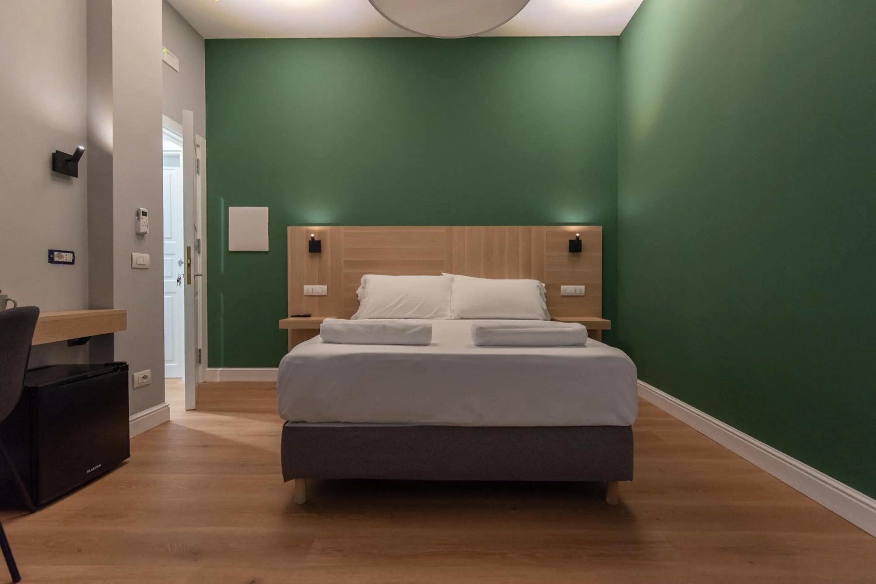 Bed in Nolana 28 Rooms in Naples