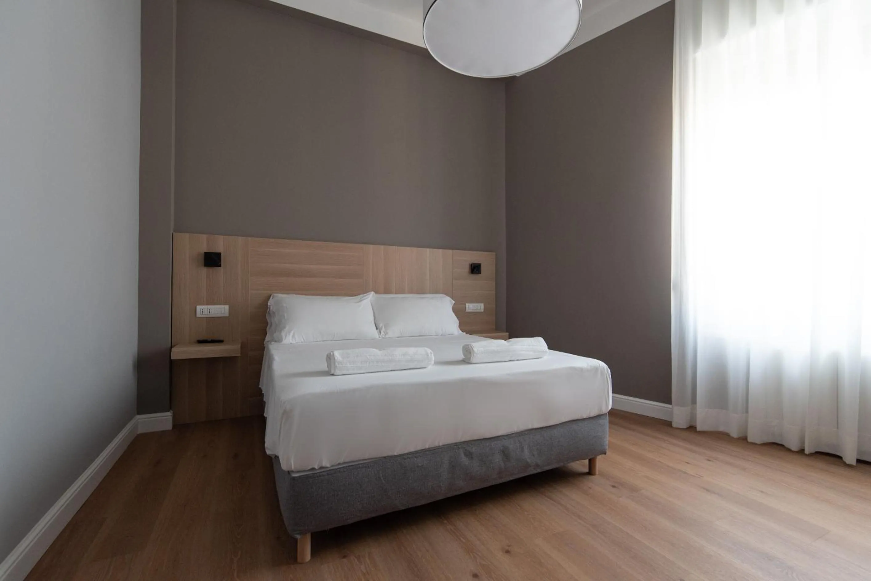 Bed in Nolana 28 Rooms in Naples