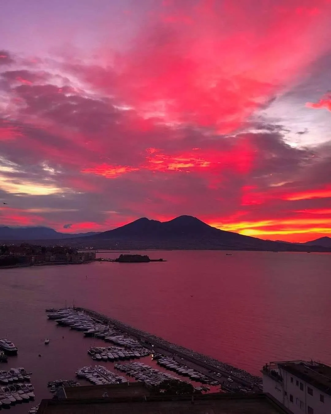 Nolana 28 Rooms in Naples