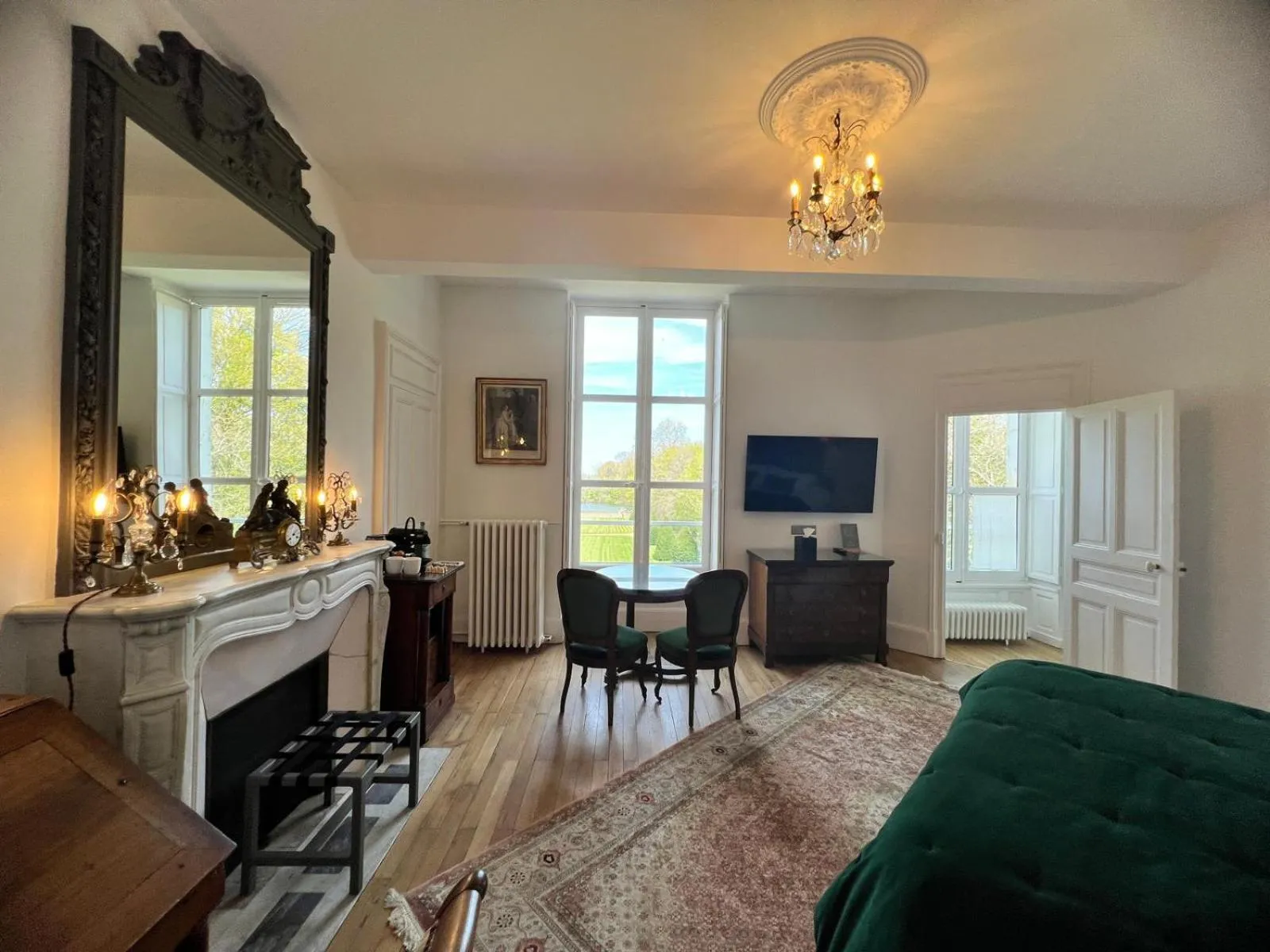 Bedroom in Château du Rondon