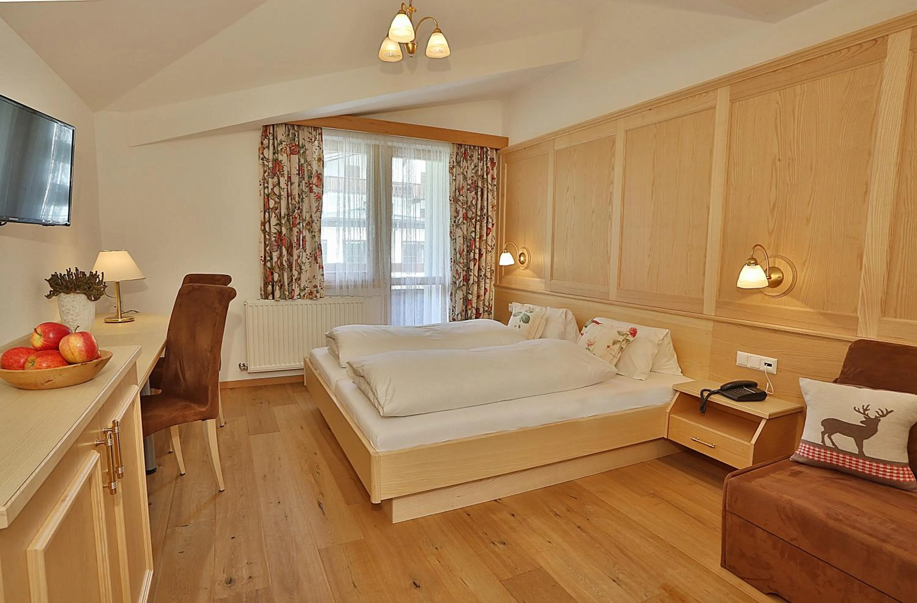 Bed in Hotel Astoria