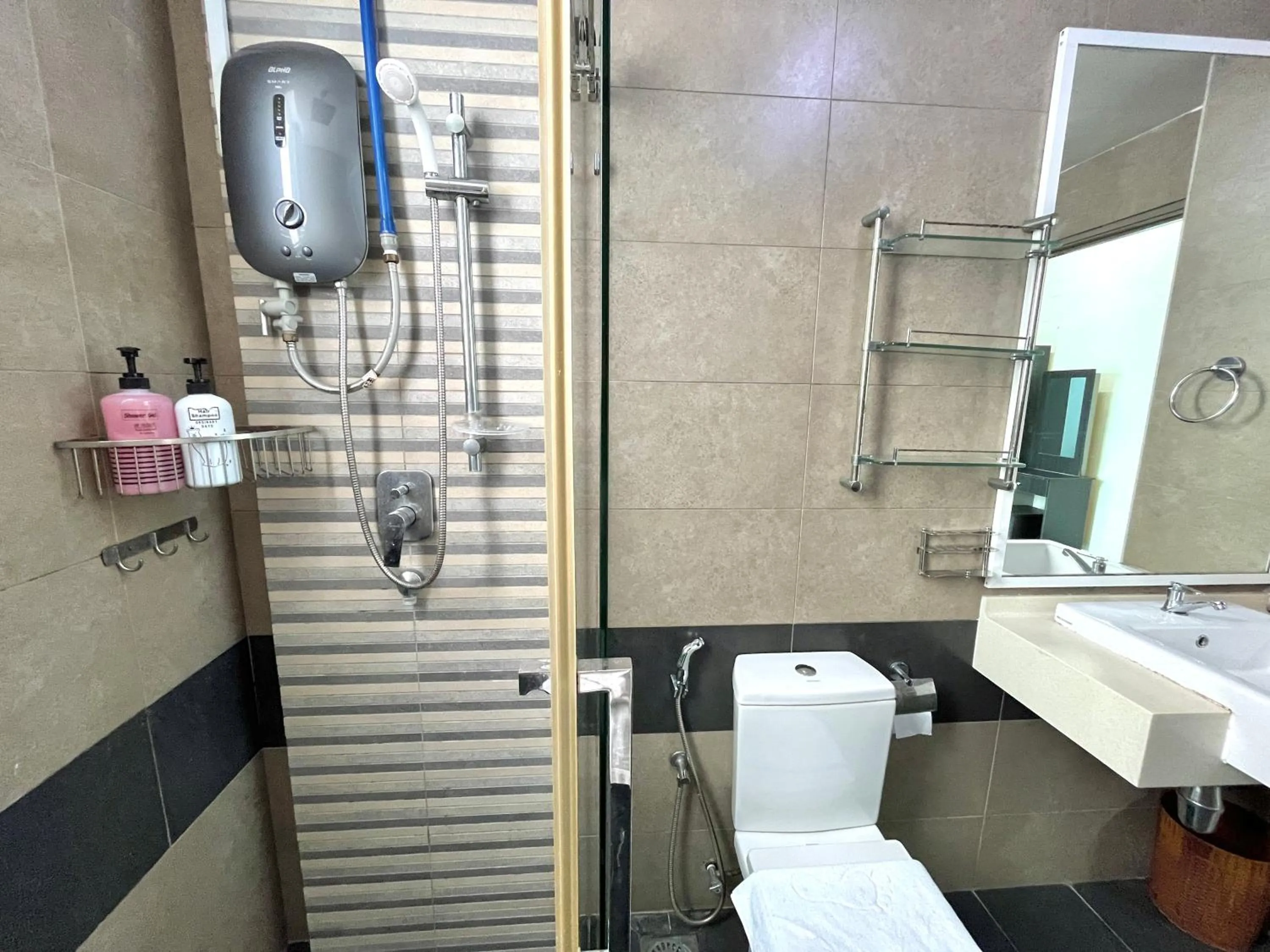 Bathroom in Setapak Central Signature Suites by Manhattan Group