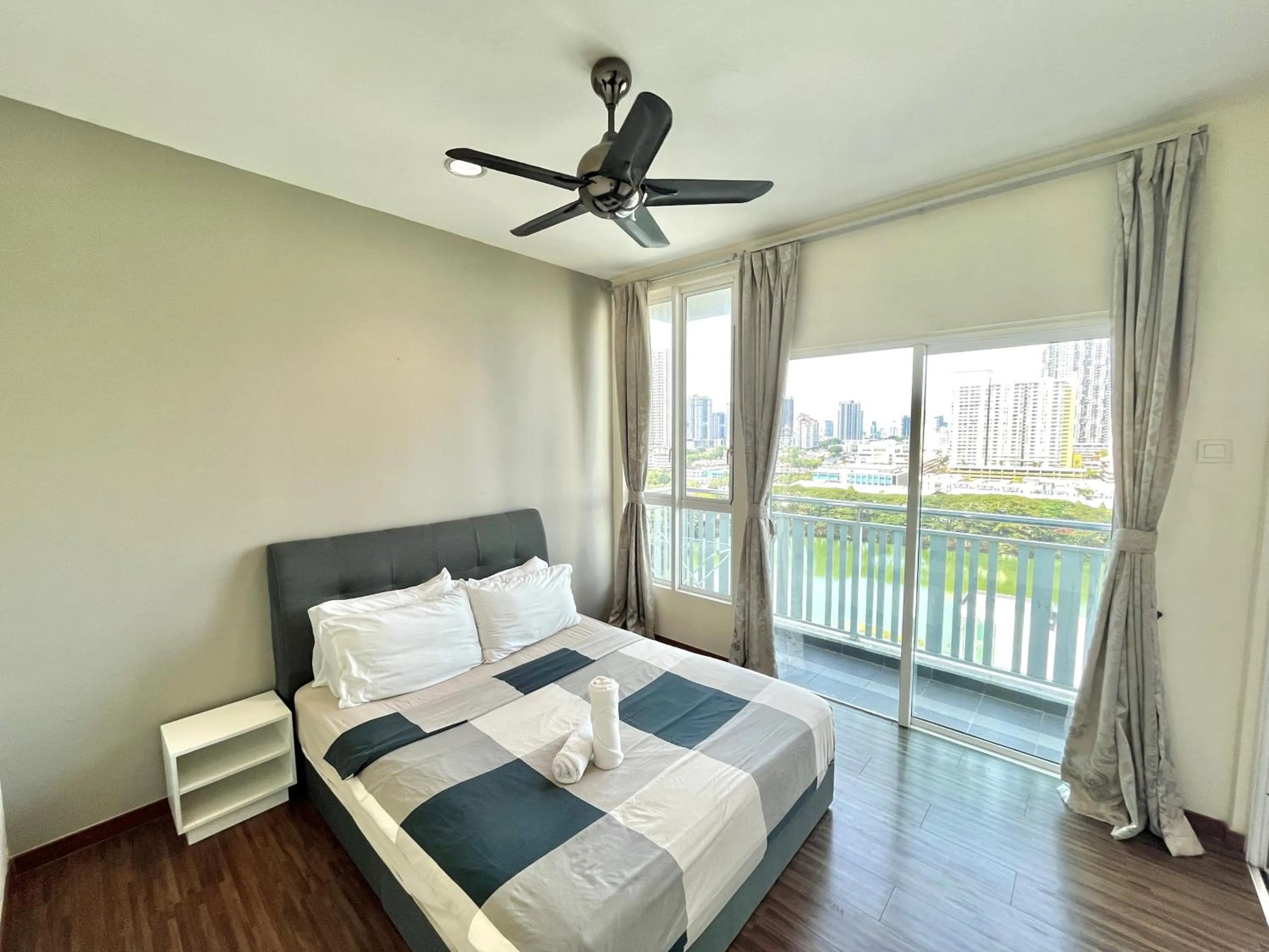 Bedroom, Bed in Setapak Central Signature Suites by Manhattan Group