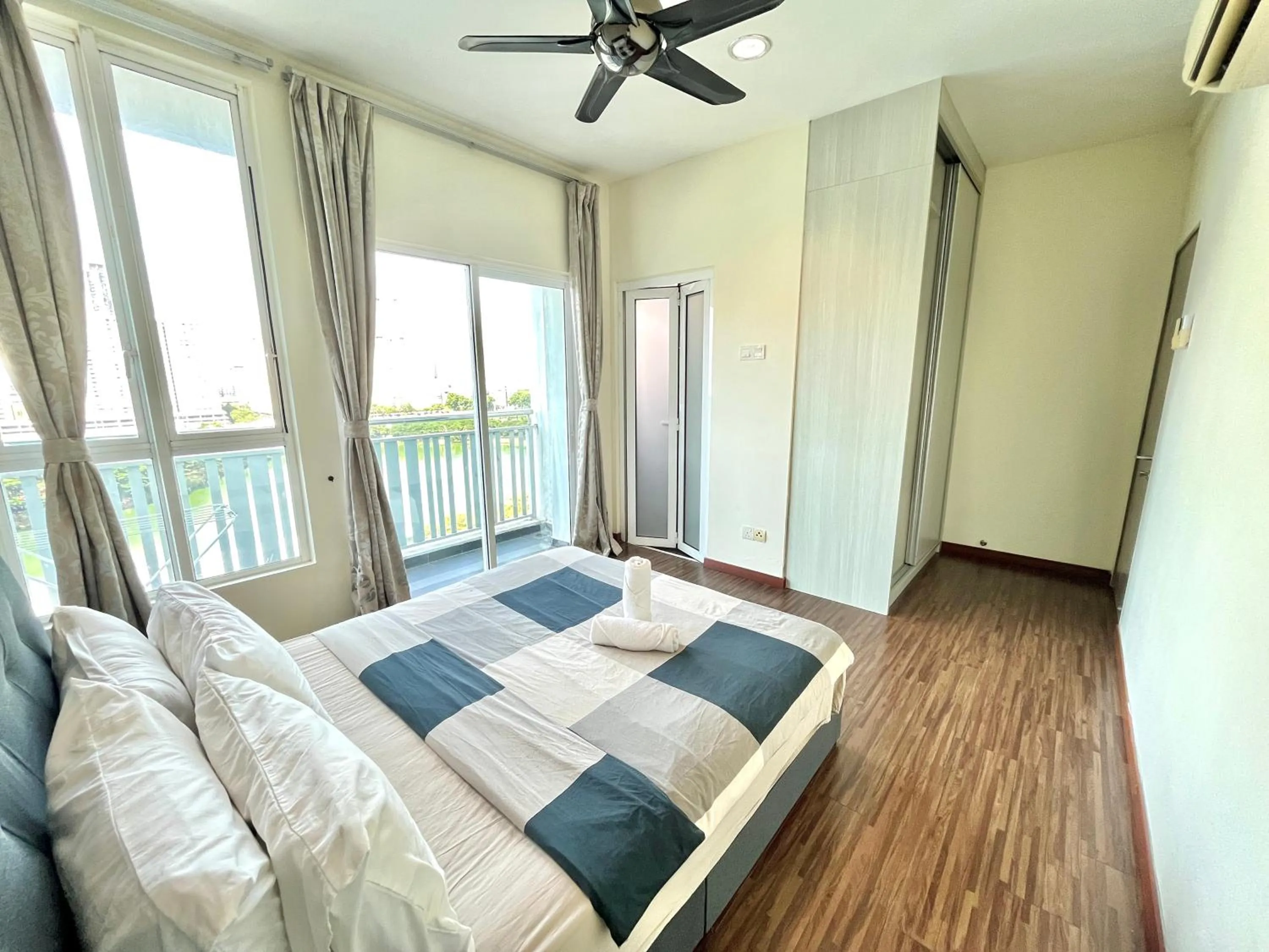 Bedroom, Bed in Setapak Central Signature Suites by Manhattan Group