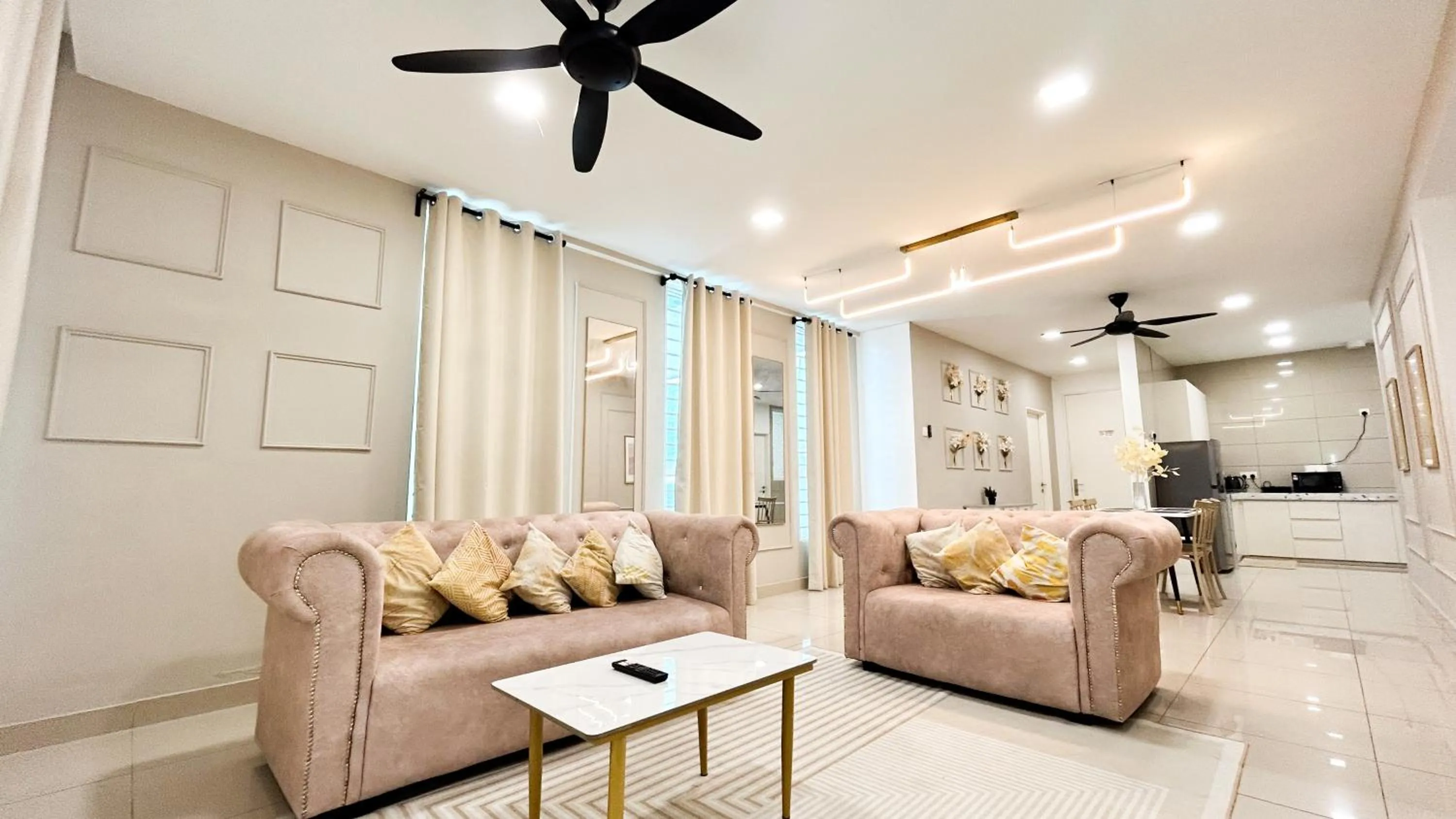 Living room in Setapak Central Signature Suites by Manhattan Group