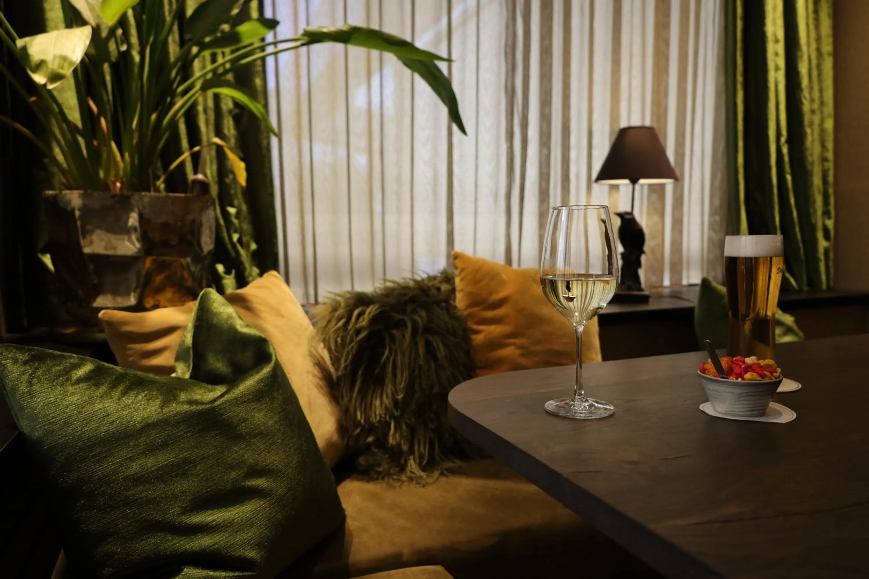 Seating area in Van der Valk Hotel Leusden - Amersfoort