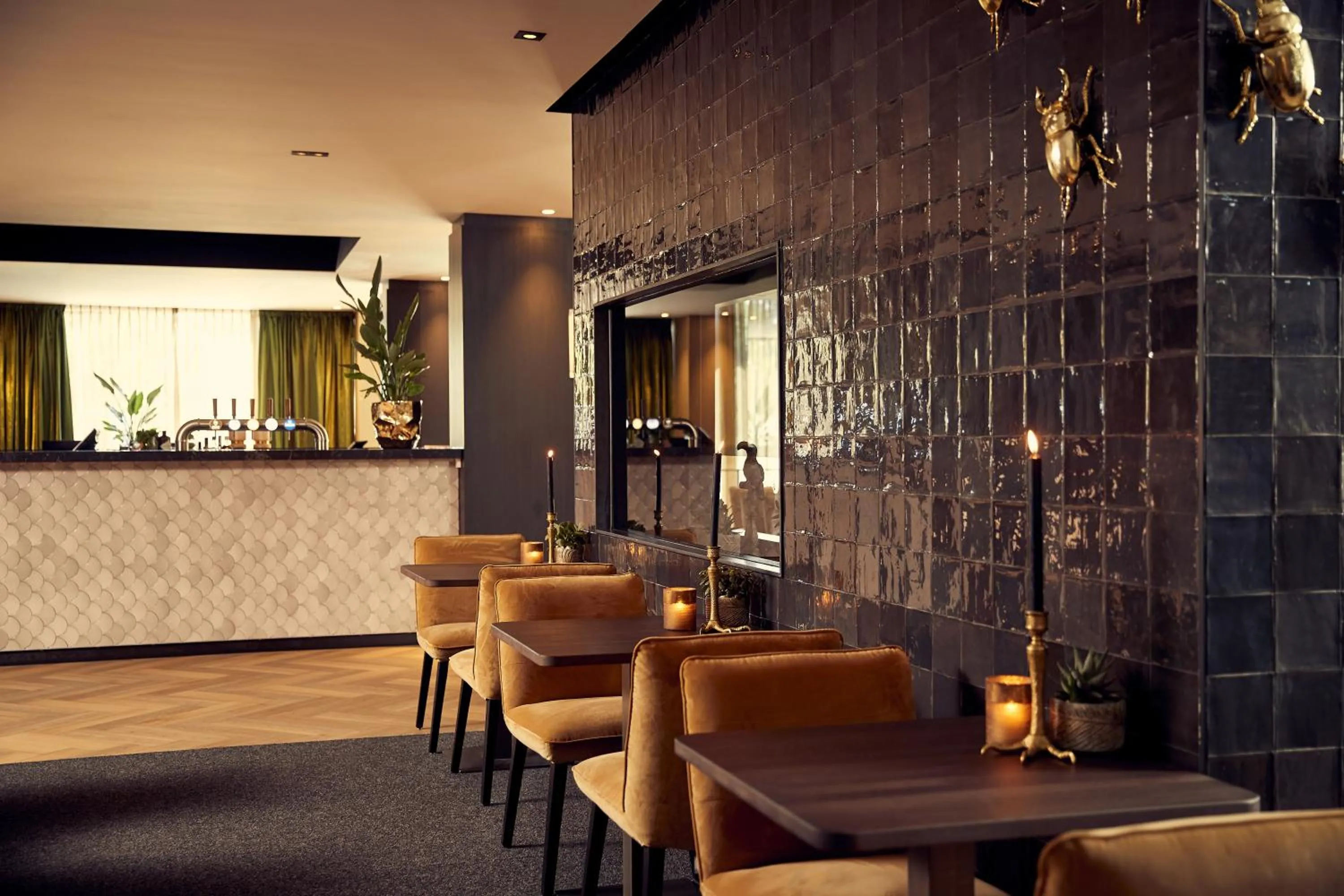 Lounge or bar in Van der Valk Hotel Leusden - Amersfoort
