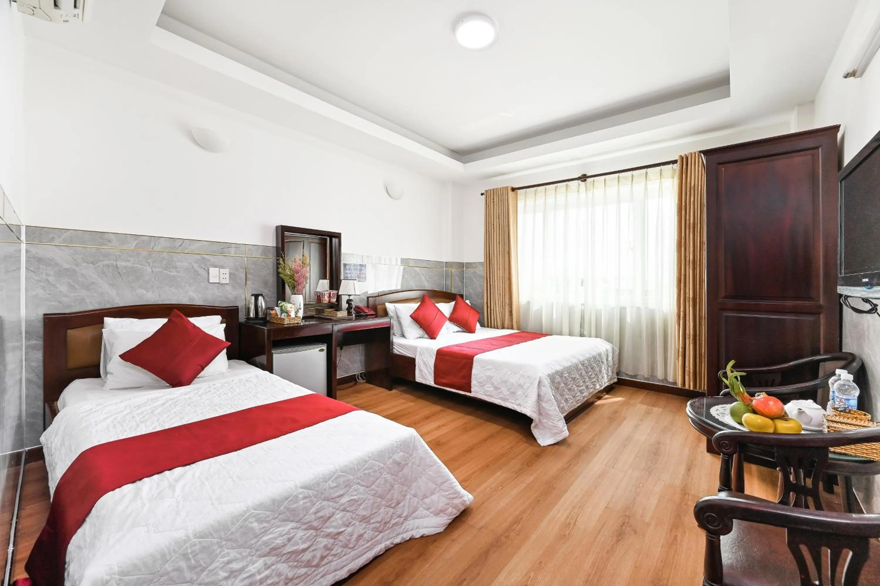 Property building, Bed in Duc Minh Saigon Airport Hotel