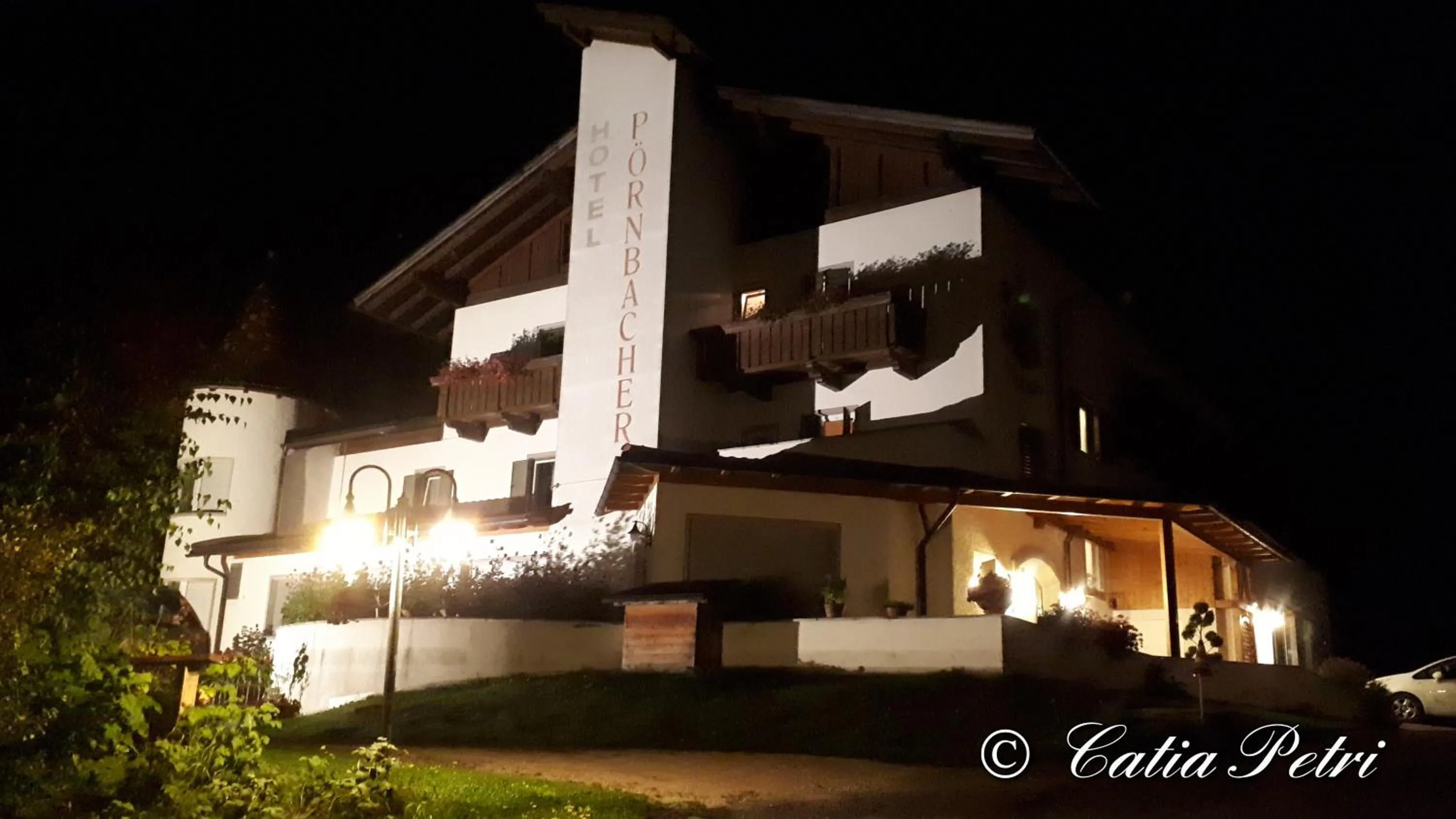 Property building in Hotel Pörnbacher