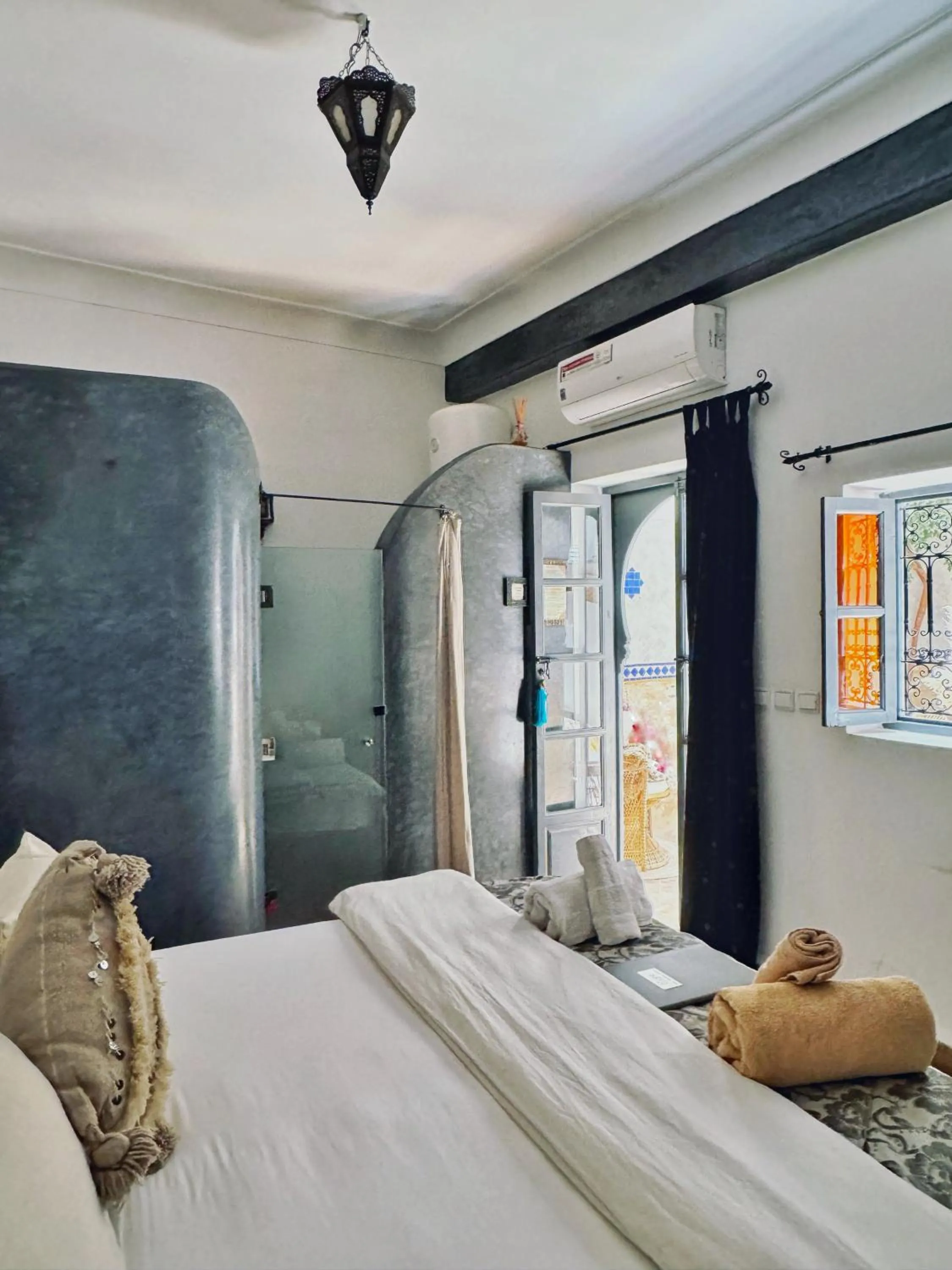 Bed in Riad of The Light