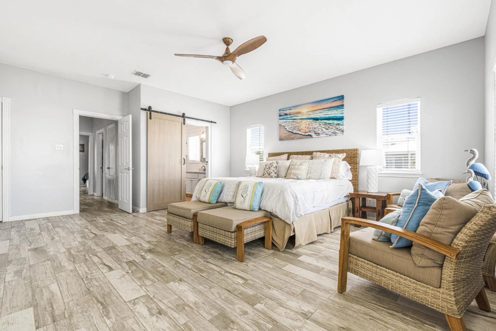 Bed in The Blue Fin House! Pool Table, Ocean View & Boardwalk to Beach