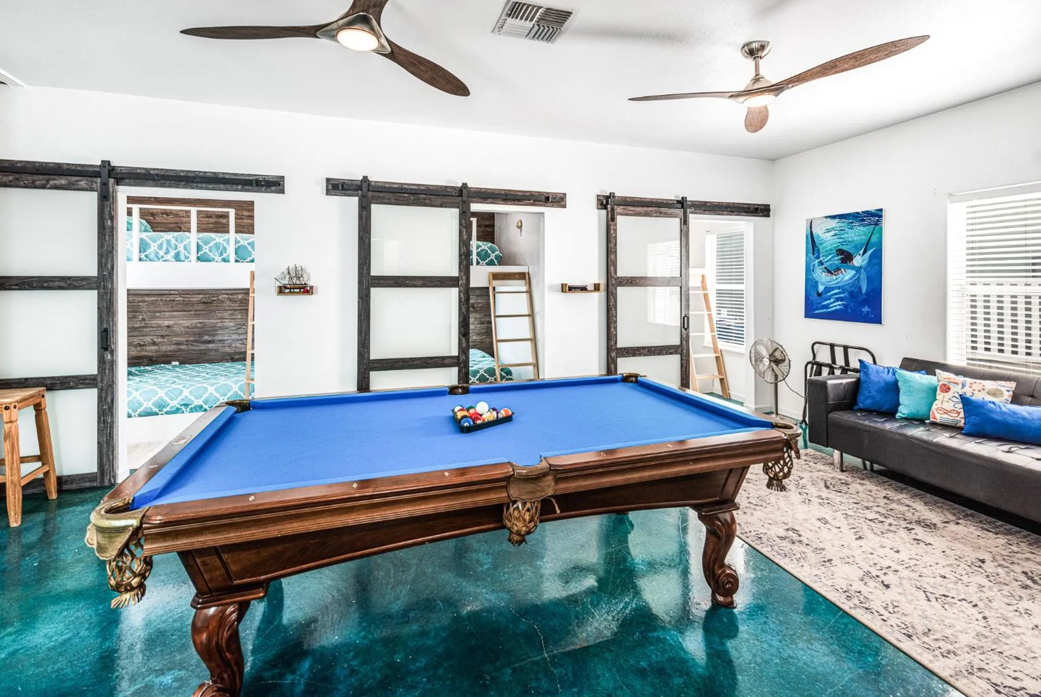 The Blue Fin House! Pool Table, Ocean View & Boardwalk to Beach