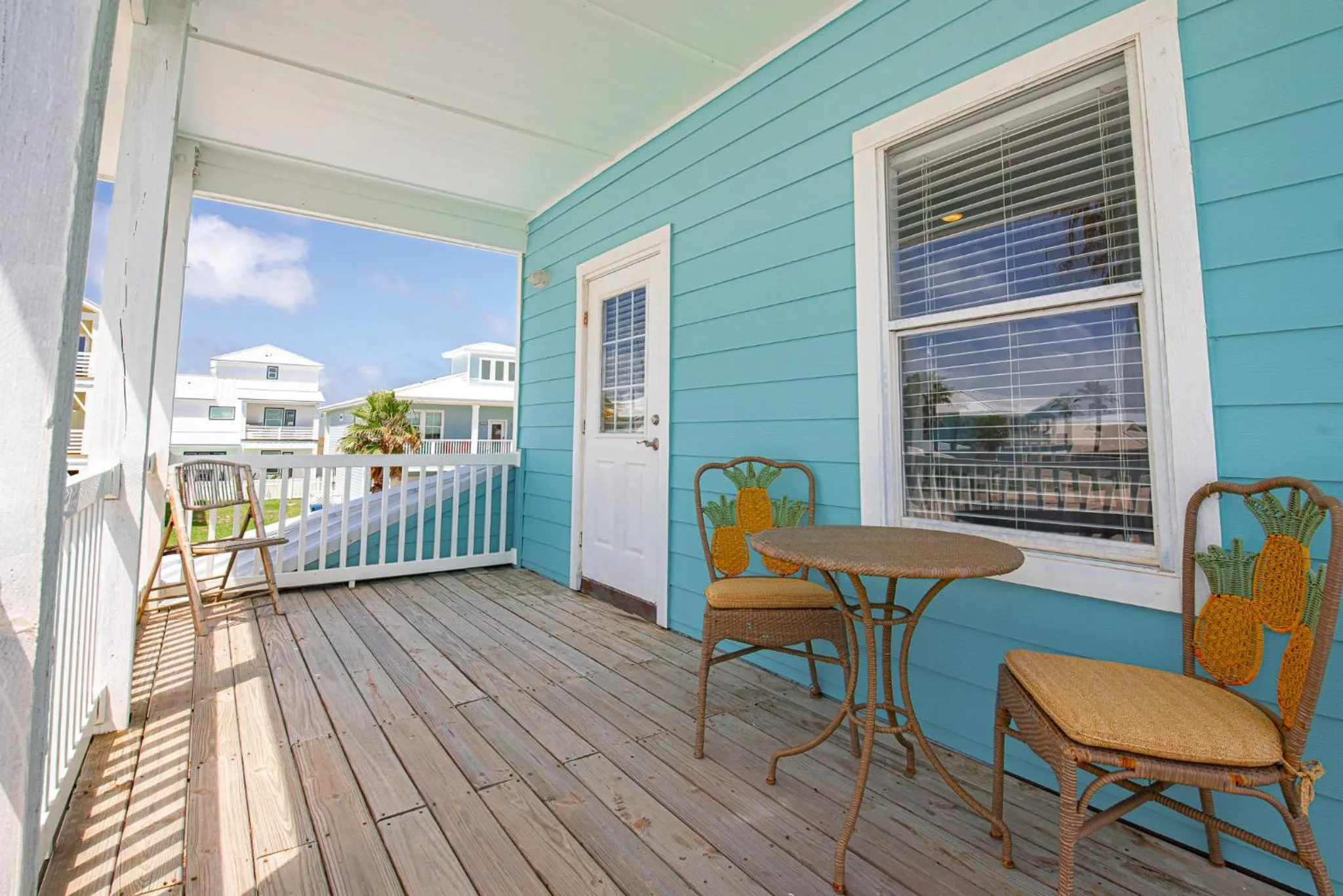 The Blue Fin House! Pool Table, Ocean View & Boardwalk to Beach