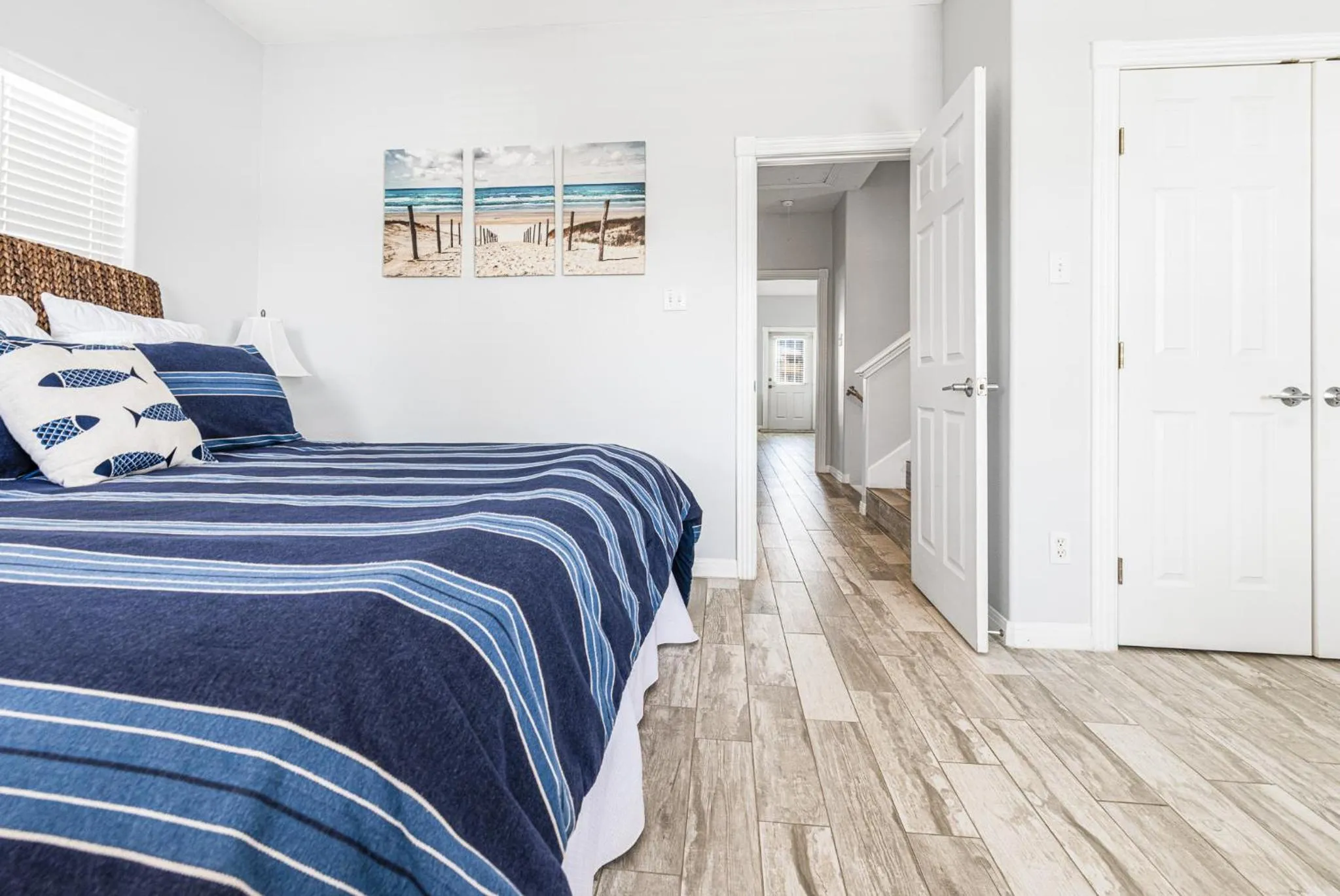 Bed in The Blue Fin House! Pool Table, Ocean View & Boardwalk to Beach