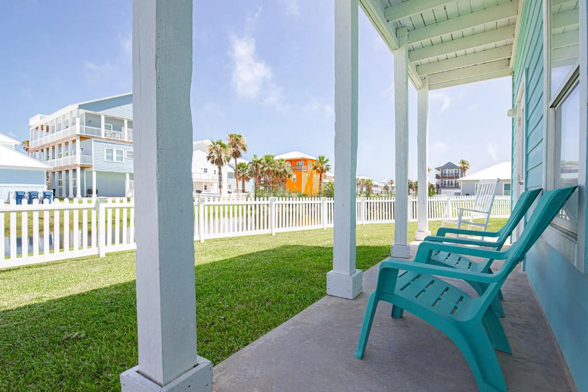 The Blue Fin House! Pool Table, Ocean View & Boardwalk to Beach